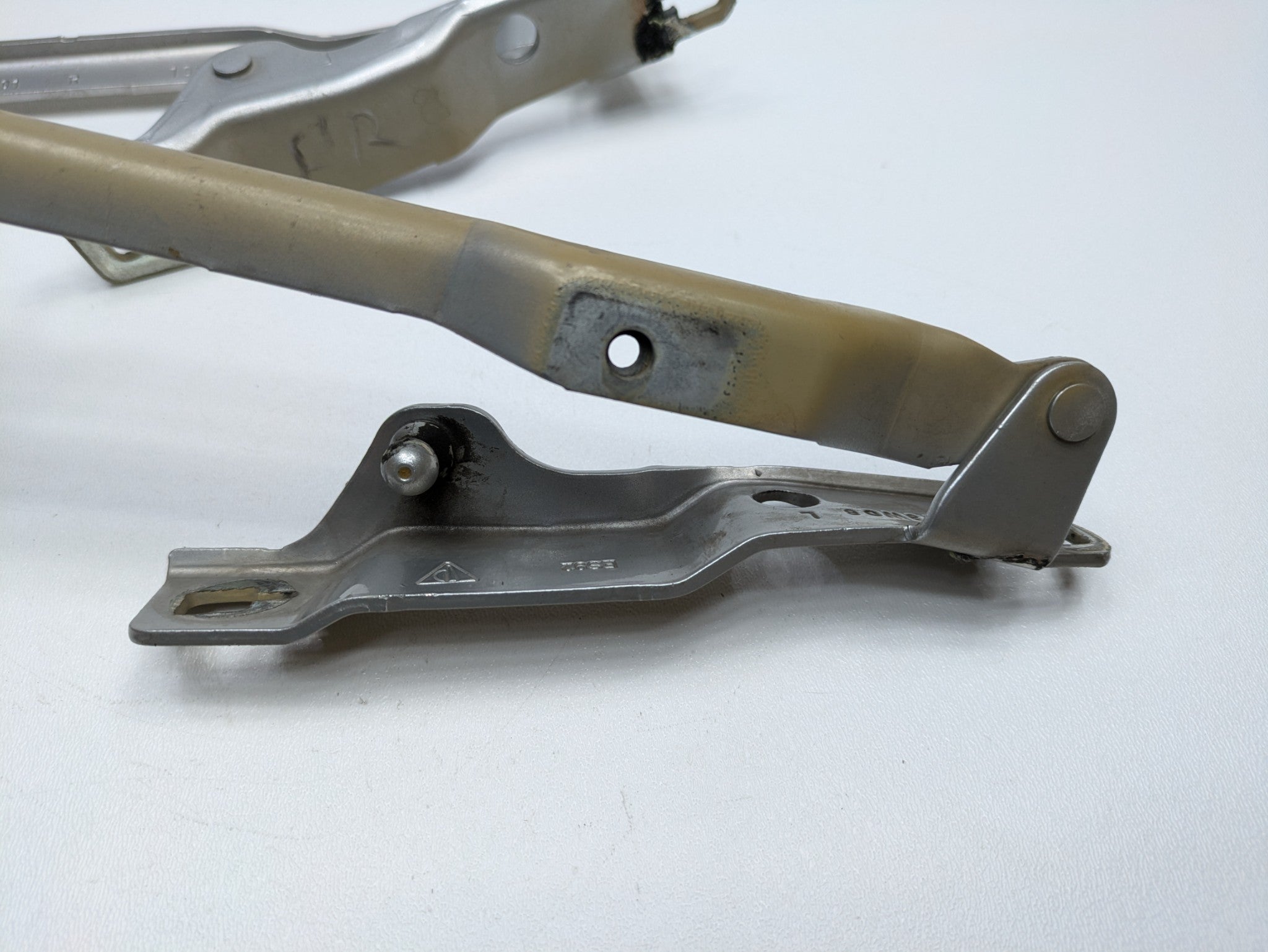 2006 - 2008 OEM PORSCHE CAYMAN FRONT LEFT AND RIGHT SIDE HOOD HINGES PAIR