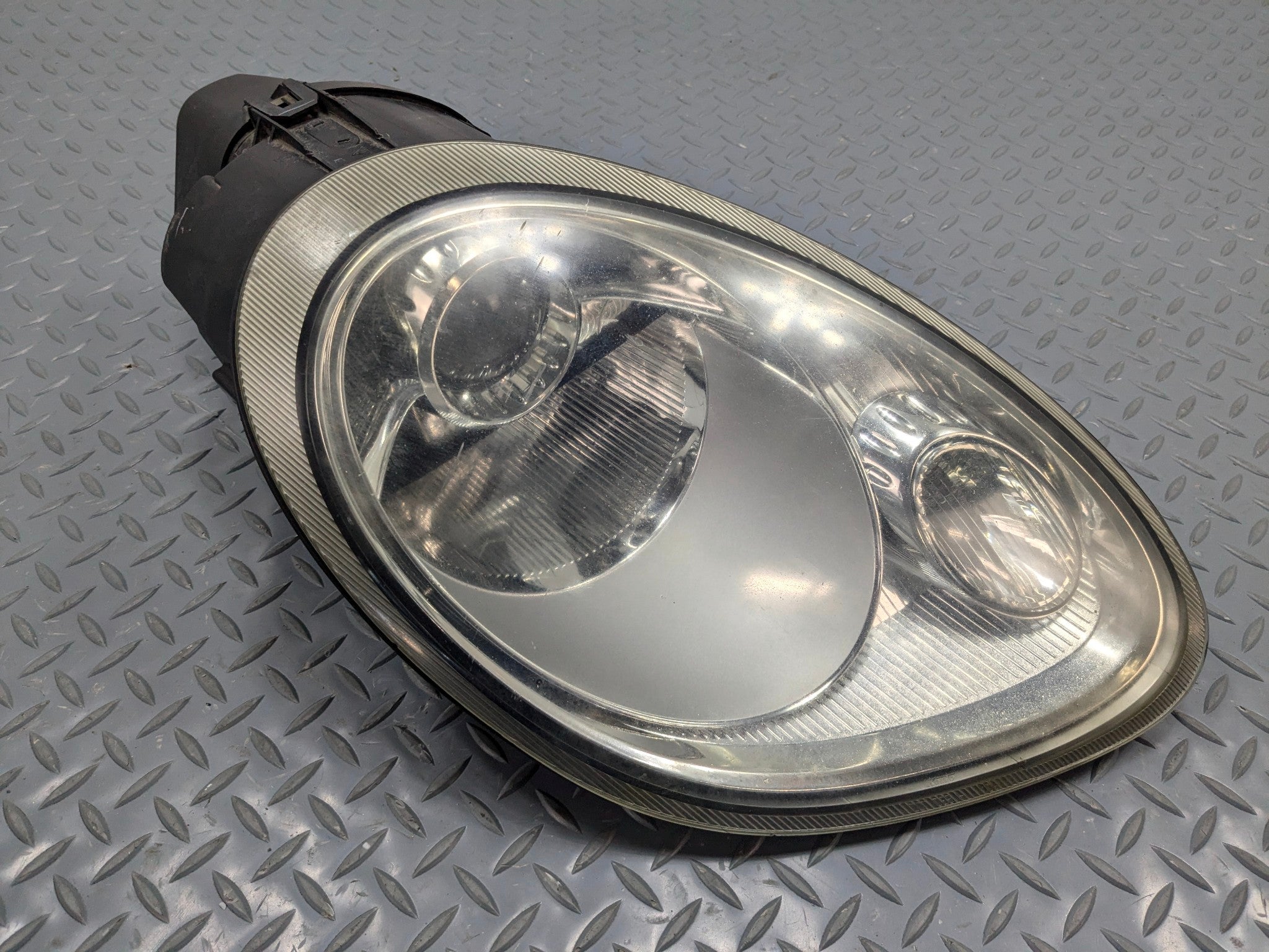 2006 - 2008 OEM PORSCHE CAYMAN RIGHT PASSENGER SIDE HEADLAMP ASSEMBLY