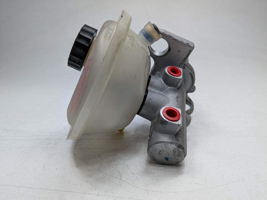 2006 - 2008 OEM PORSCHE CAYMAN BRAKE MASTER CYLINDER WITH RESERVOIR ASSEMBLY