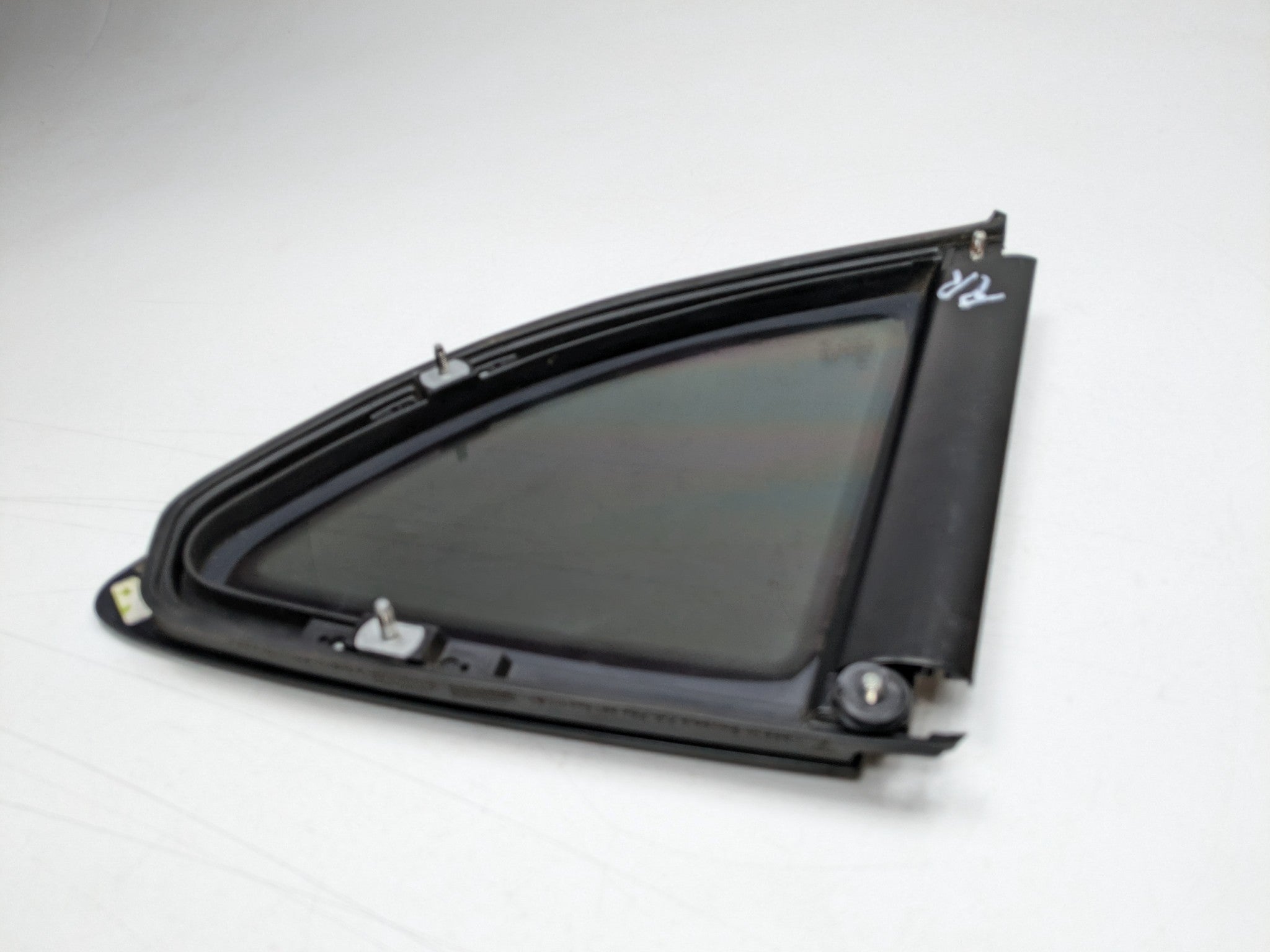 2006 - 2008 OEM PORSCHE CAYMAN REAR RIGHT PASSENGER SIDE DOOR VENT WINDOW GLASS
