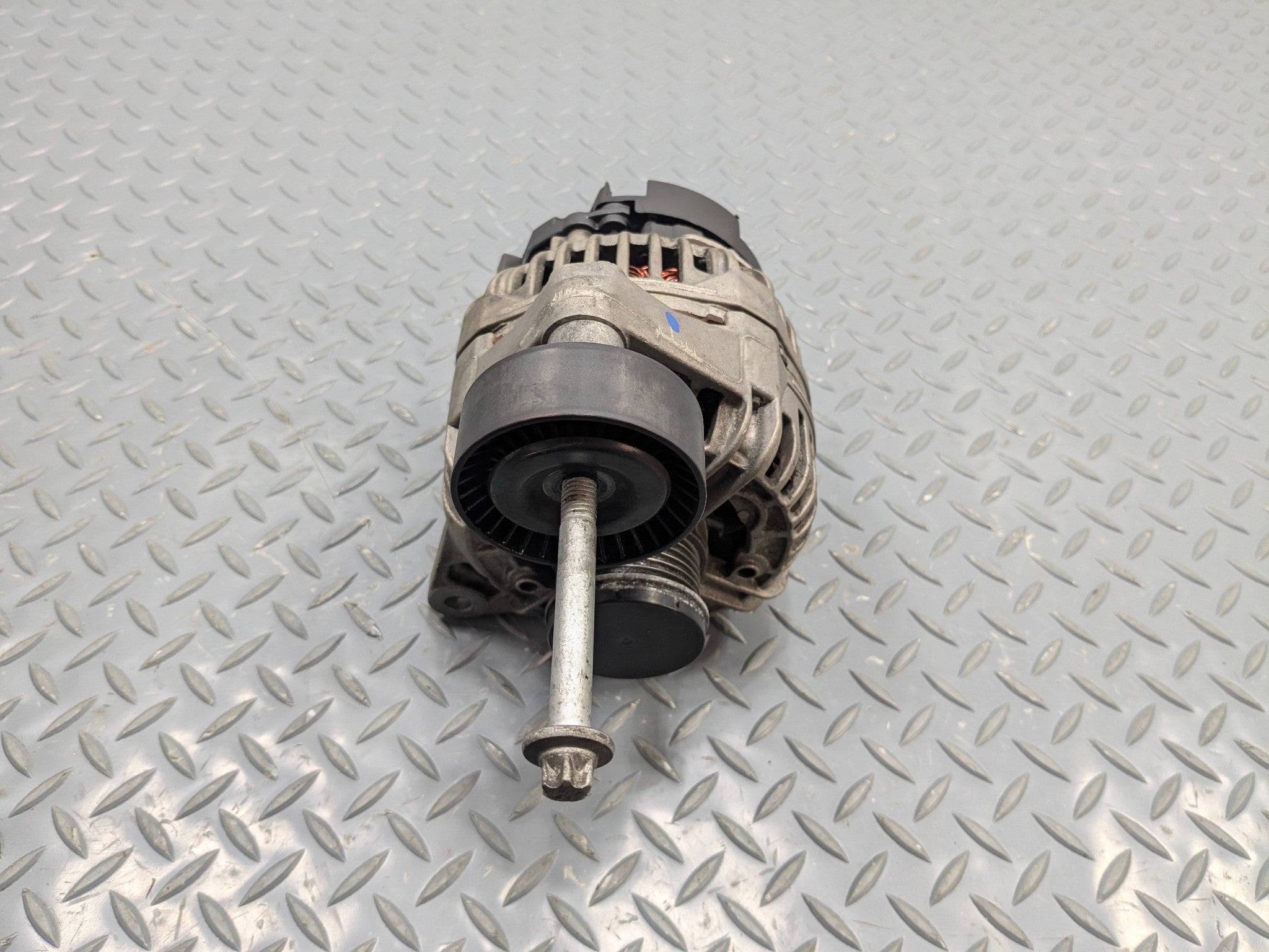2006 - 2008 OEM PORSCHE CAYMAN POWER GENERATOR ENGINE MOTOR ALTERNATOR ASSEMBLY