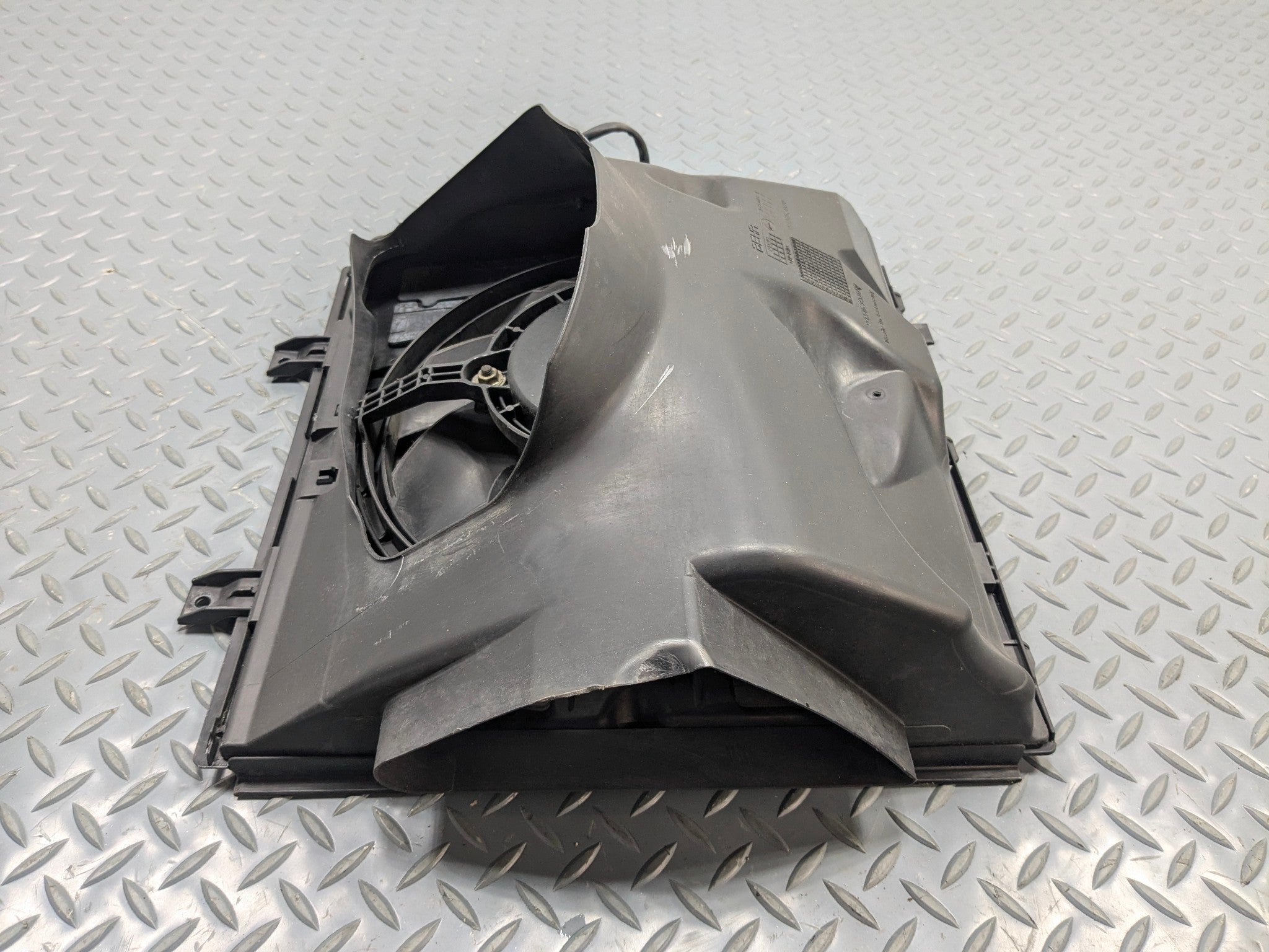 06 - 08 OEM PORSCHE CAYMAN LEFT SIDE ELECTRIC COOLING MOTOR FAN ASSEMBLY