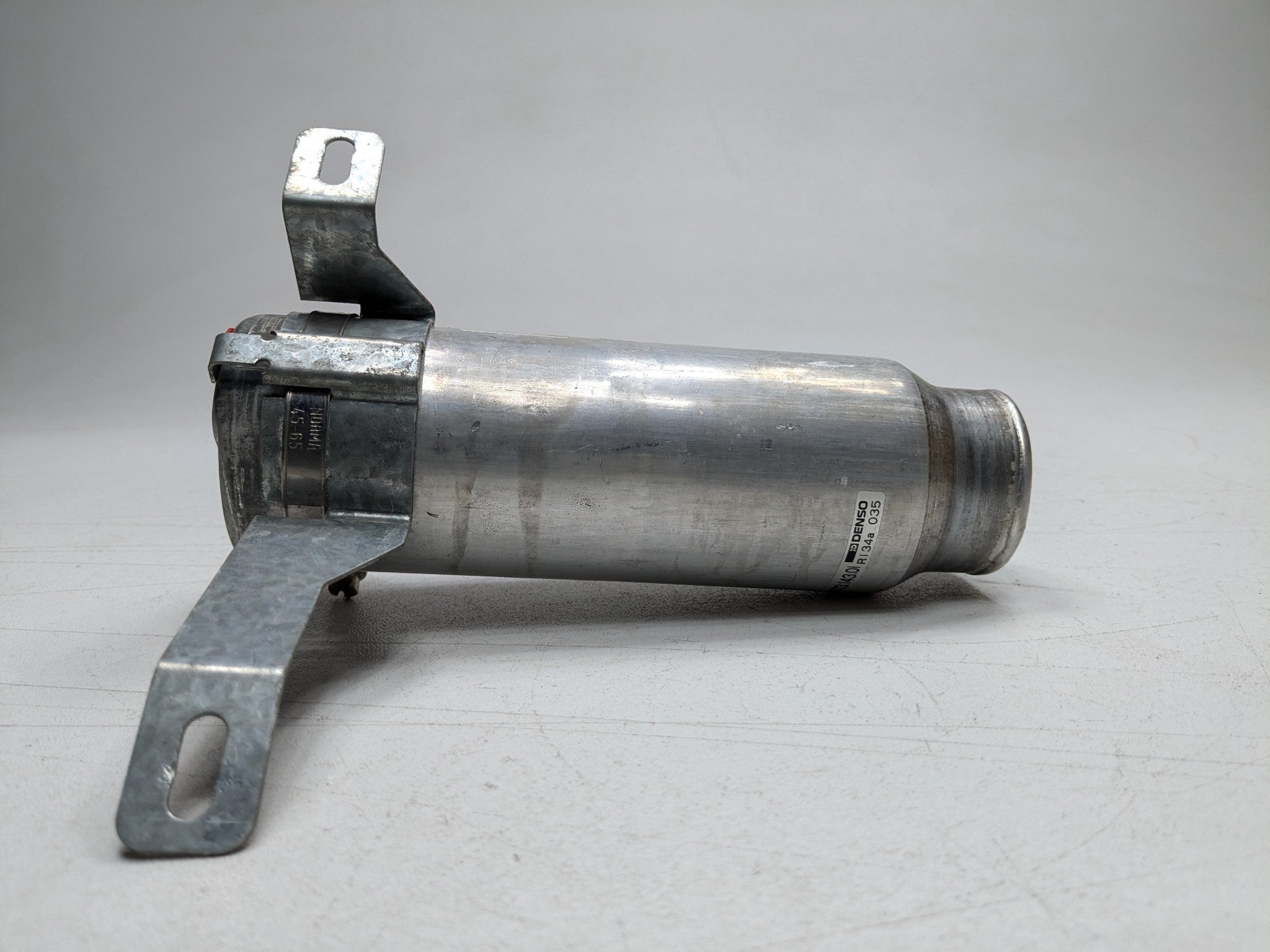2006 - 2008 OEM PORSCHE CAYMAN FRONT WINDSHIELD WIPER LINKAGE MOTOR