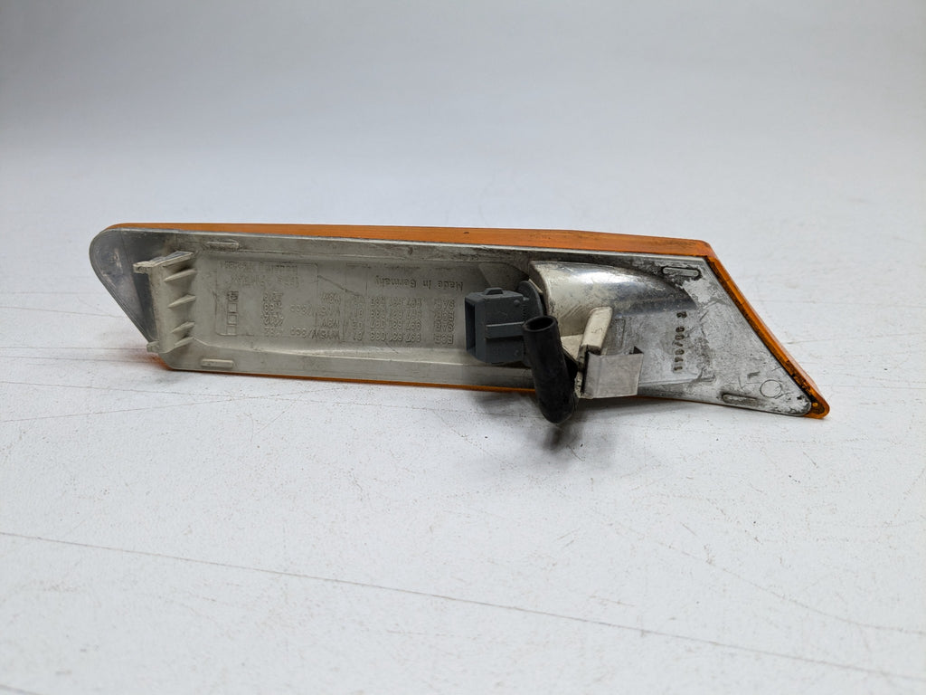 2006 - 2008 OEM PORSCHE CAYMAN FRONT LEFT DRIVER SIDE TURN SIGNAL MARKER LIGHT