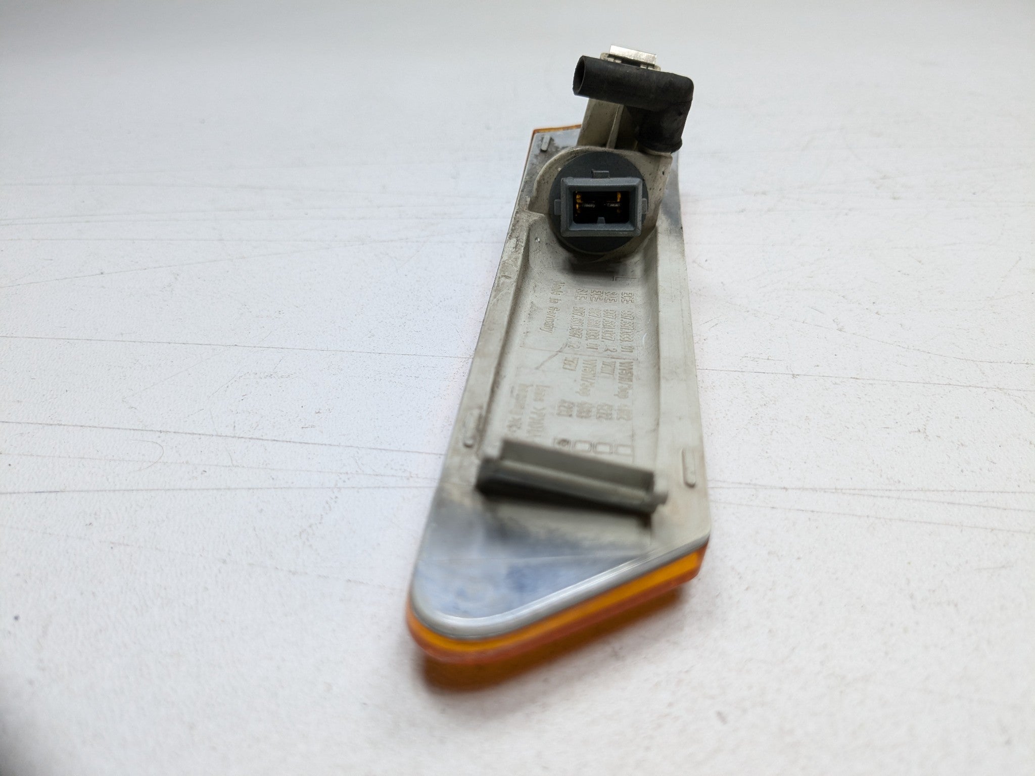 2006 - 2008 OEM PORSCHE CAYMAN FRONT LEFT DRIVER SIDE TURN SIGNAL MARKER LIGHT