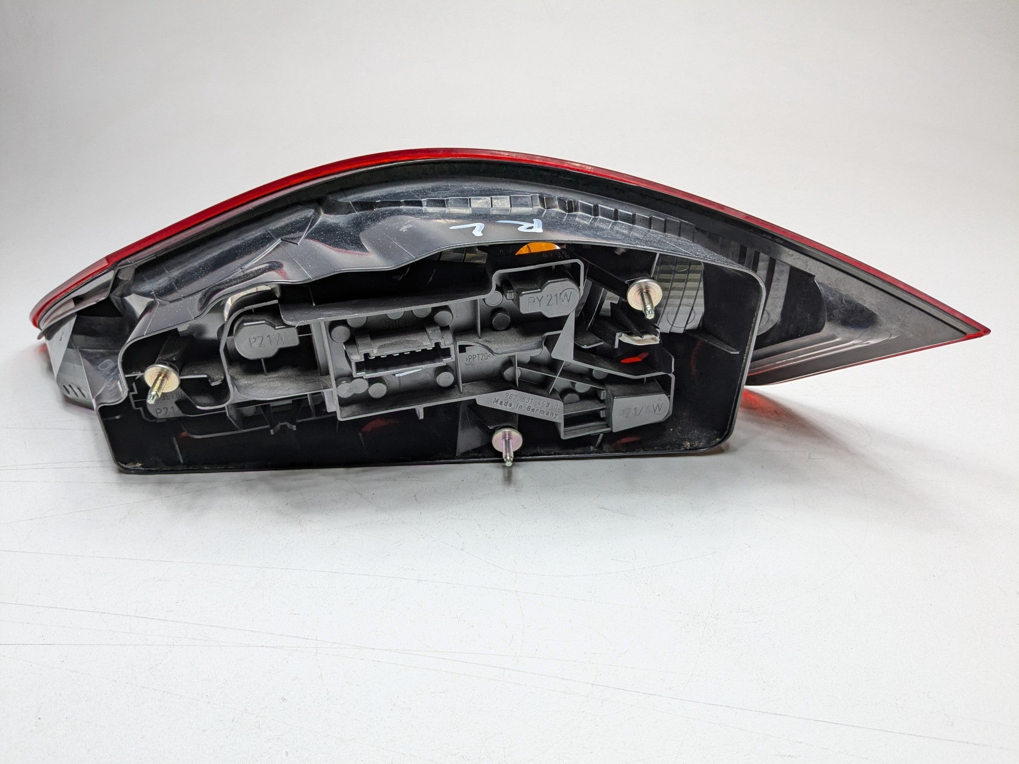 2006 - 2008 OEM PORSCHE CAYMAN REAR LEFT DRIVER SIDE TAIL LIGHT ASSEMBLY