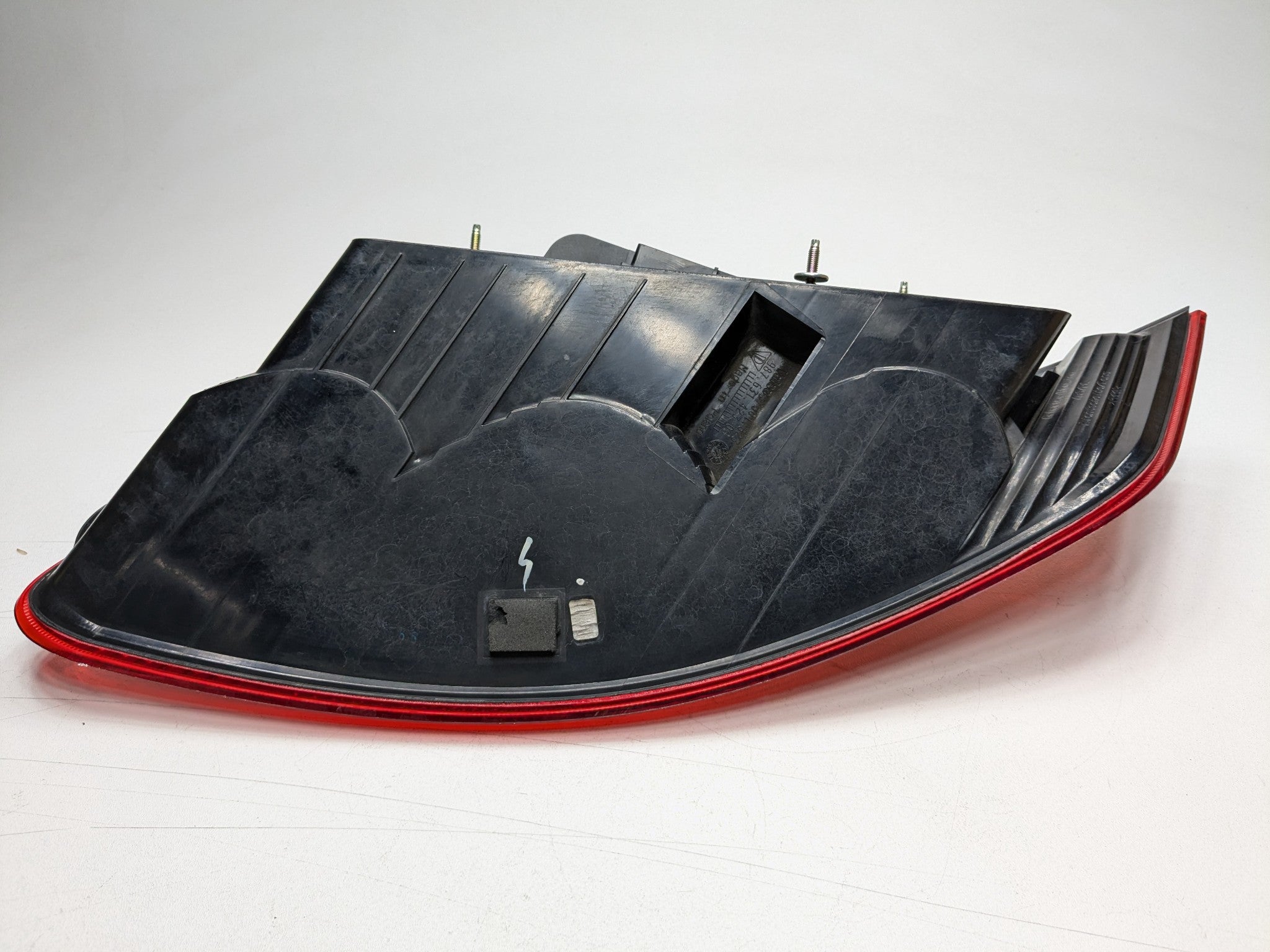 2006 - 2008 OEM PORSCHE CAYMAN REAR LEFT DRIVER SIDE TAIL LIGHT ASSEMBLY