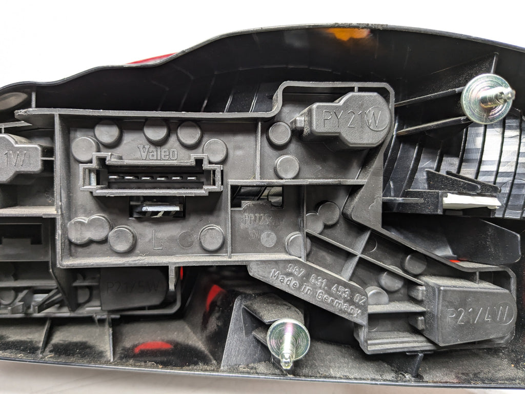 2006 - 2008 OEM PORSCHE CAYMAN REAR LEFT DRIVER SIDE TAIL LIGHT ASSEMBLY