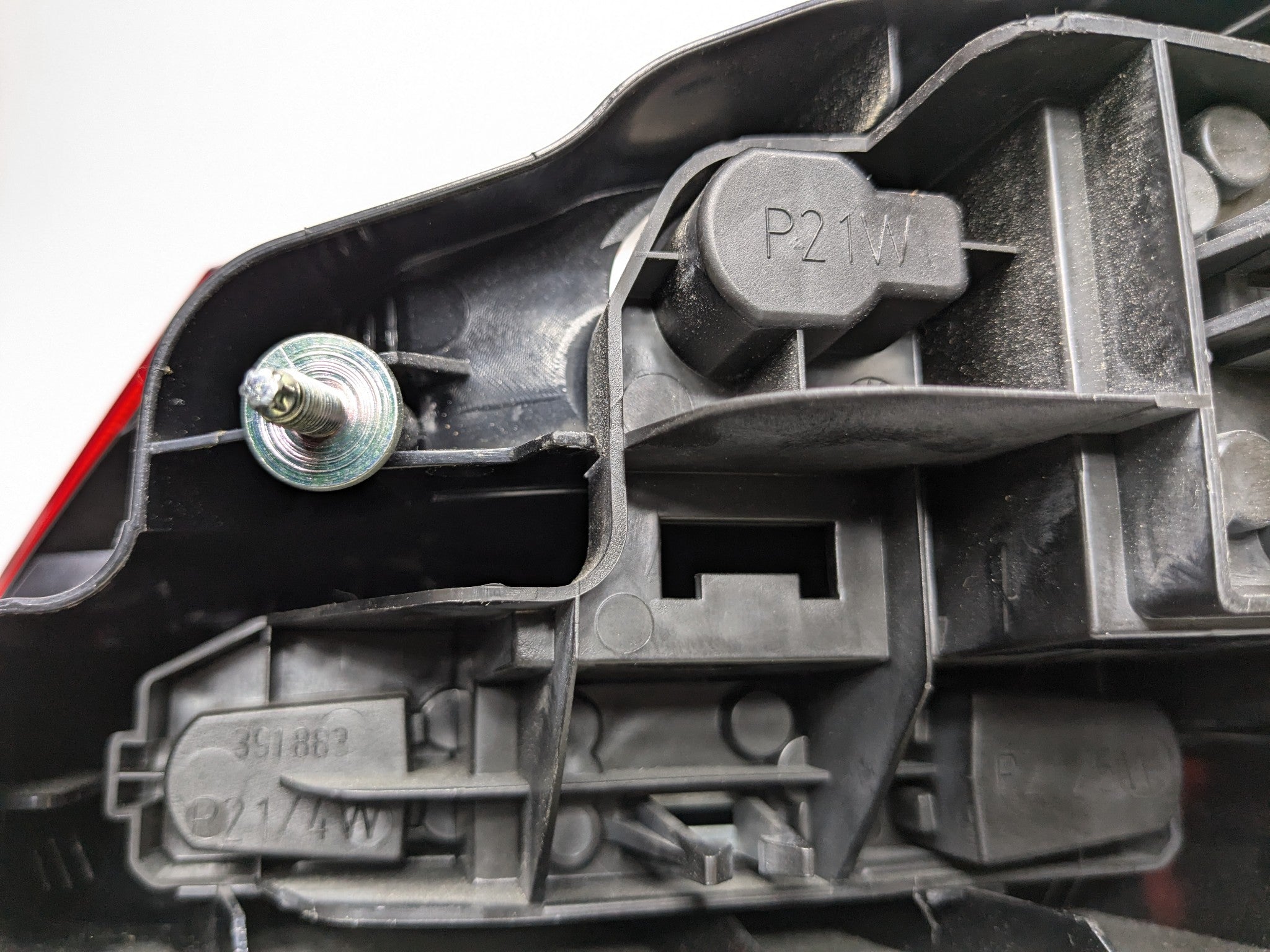2006 - 2008 OEM PORSCHE CAYMAN REAR LEFT DRIVER SIDE TAIL LIGHT ASSEMBLY