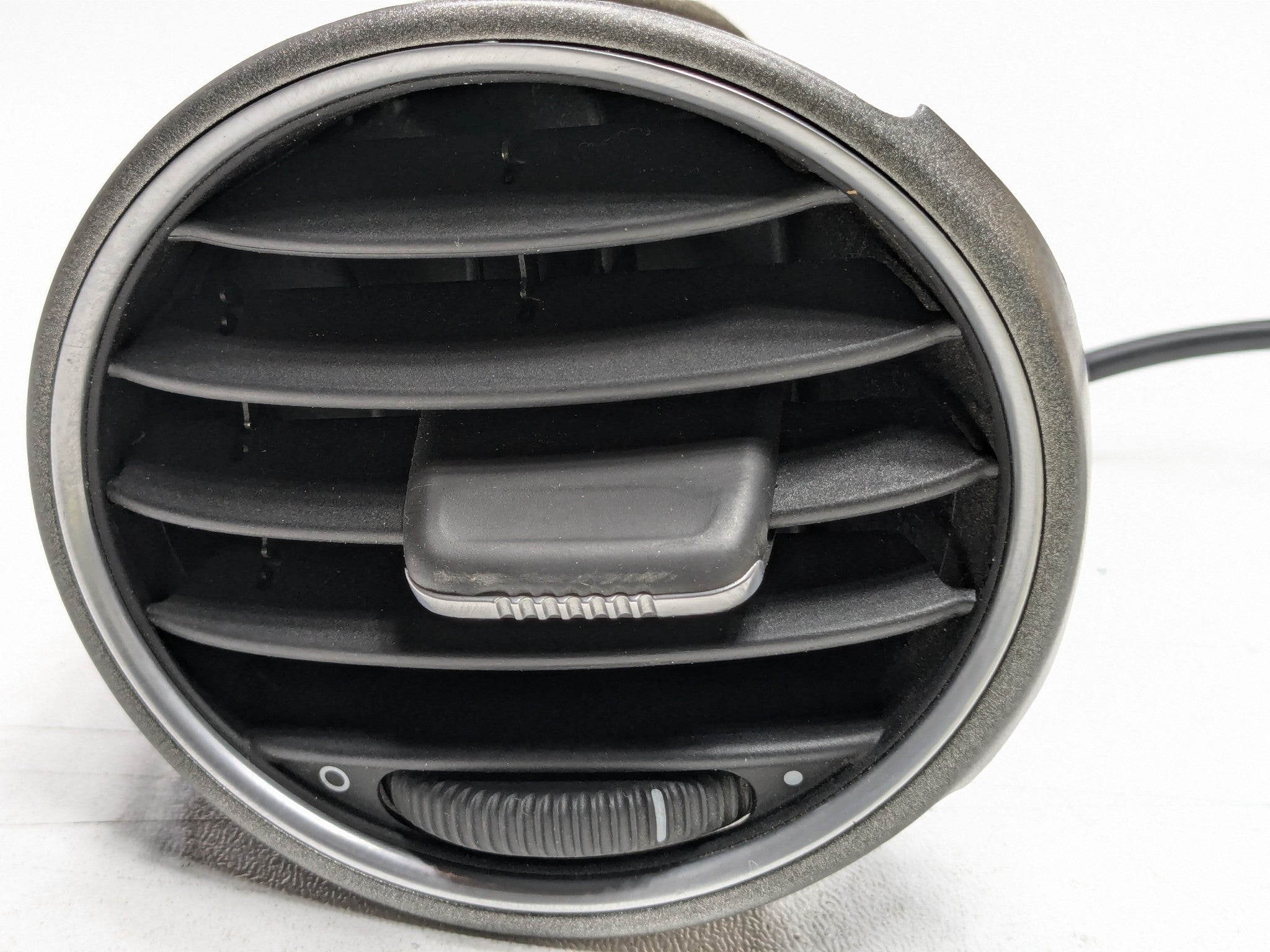2006 - 2008 OEM PORSCHE CAYMAN LEFT DRIVER SIDE DASH AIR VENT GRILLE