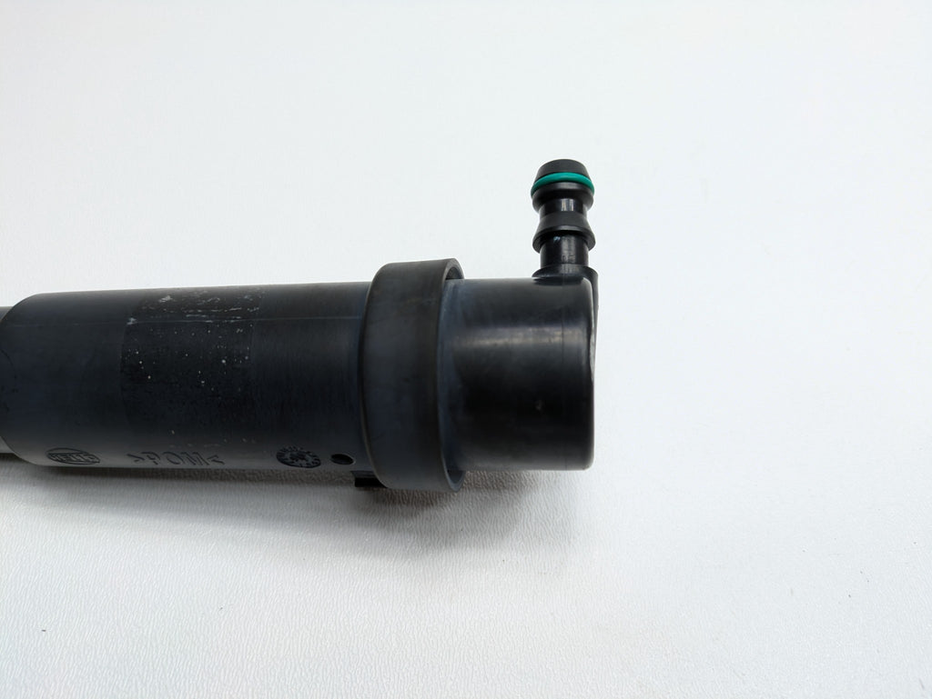 2006 - 2008 OEM PORSCHE CAYMAN LEFT DRIVER SIDE HEADLAMP WASHER NOZZEL