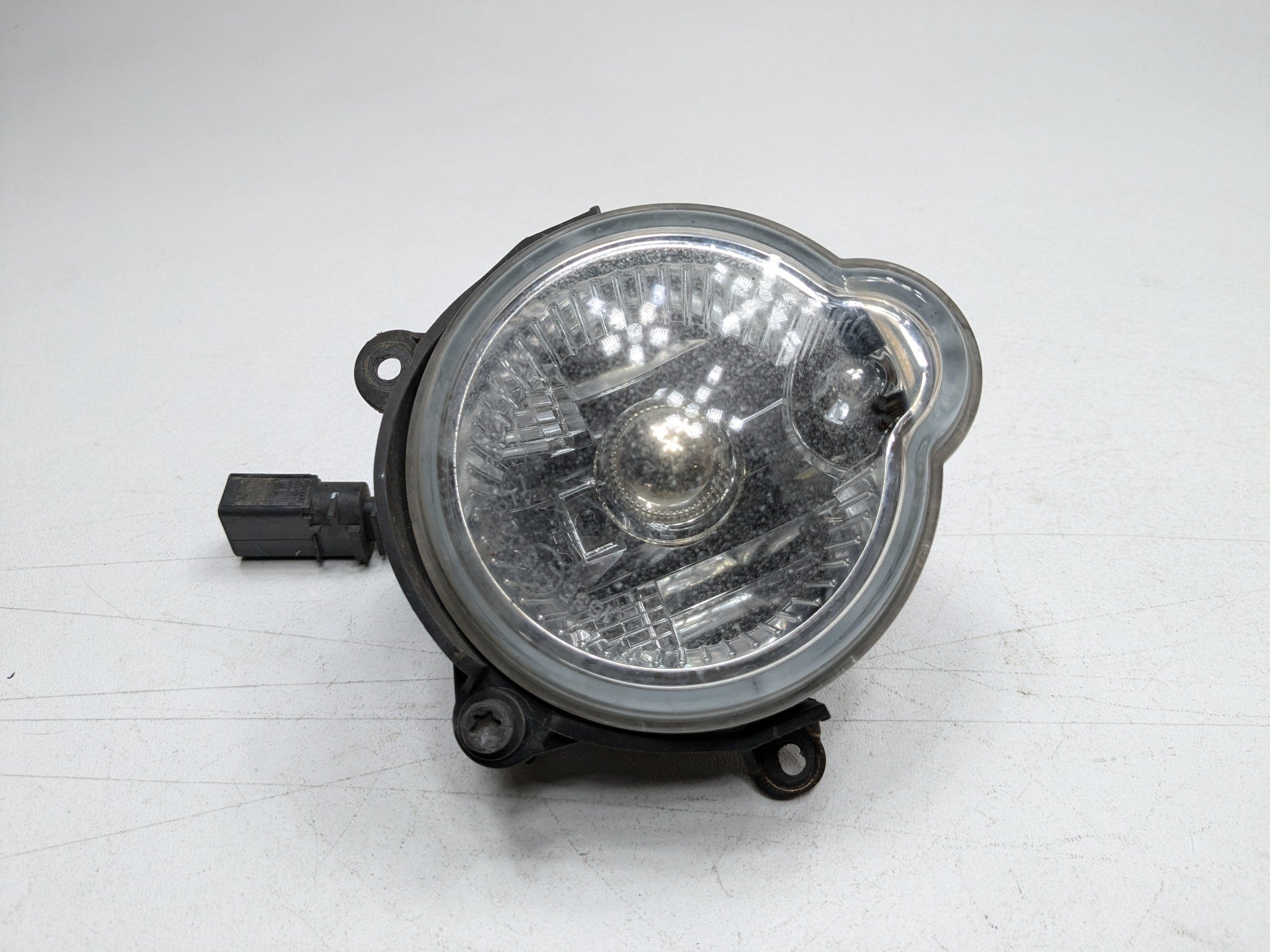 2006 - 2008 OEM PORSCHE CAYMAN FRONT RIGHT PASSENGER SIDE FOG LIGHT ASSEMBLY
