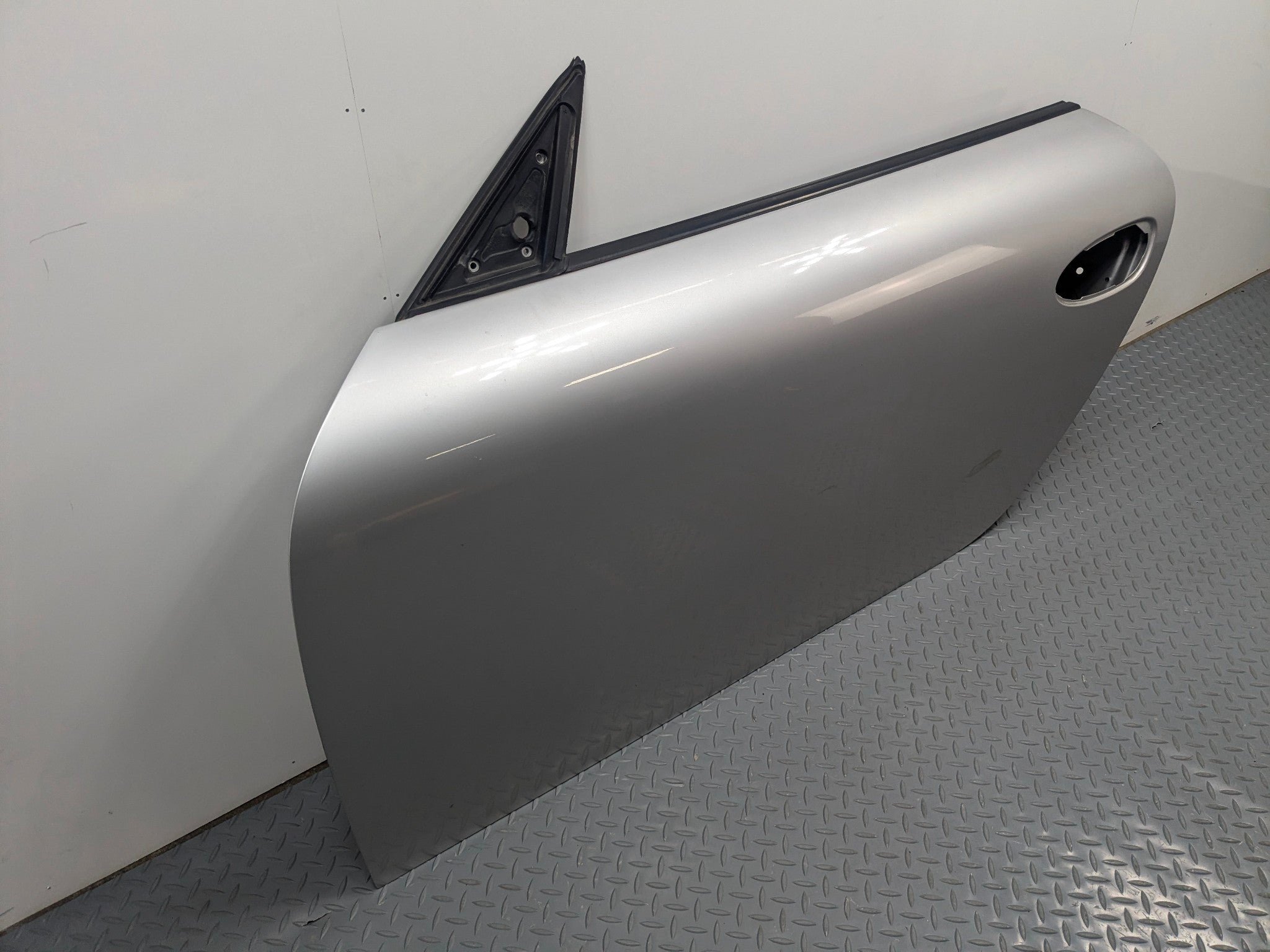 2006 - 2008 OEM PORSCHE CAYMAN FRONT LEFT DRIVER SIDE DOOR SHELL PANEL