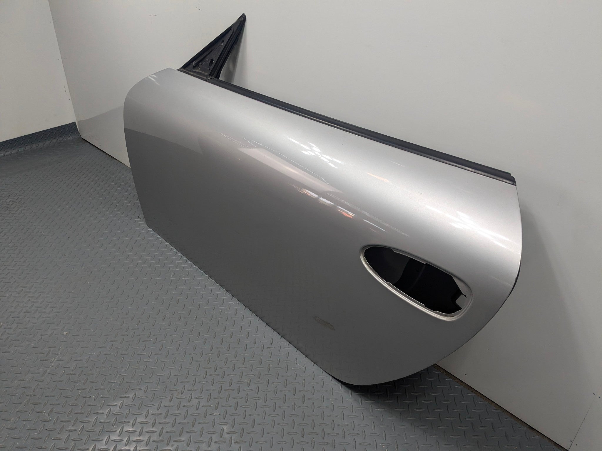 2006 - 2008 OEM PORSCHE CAYMAN FRONT LEFT DRIVER SIDE DOOR SHELL PANEL