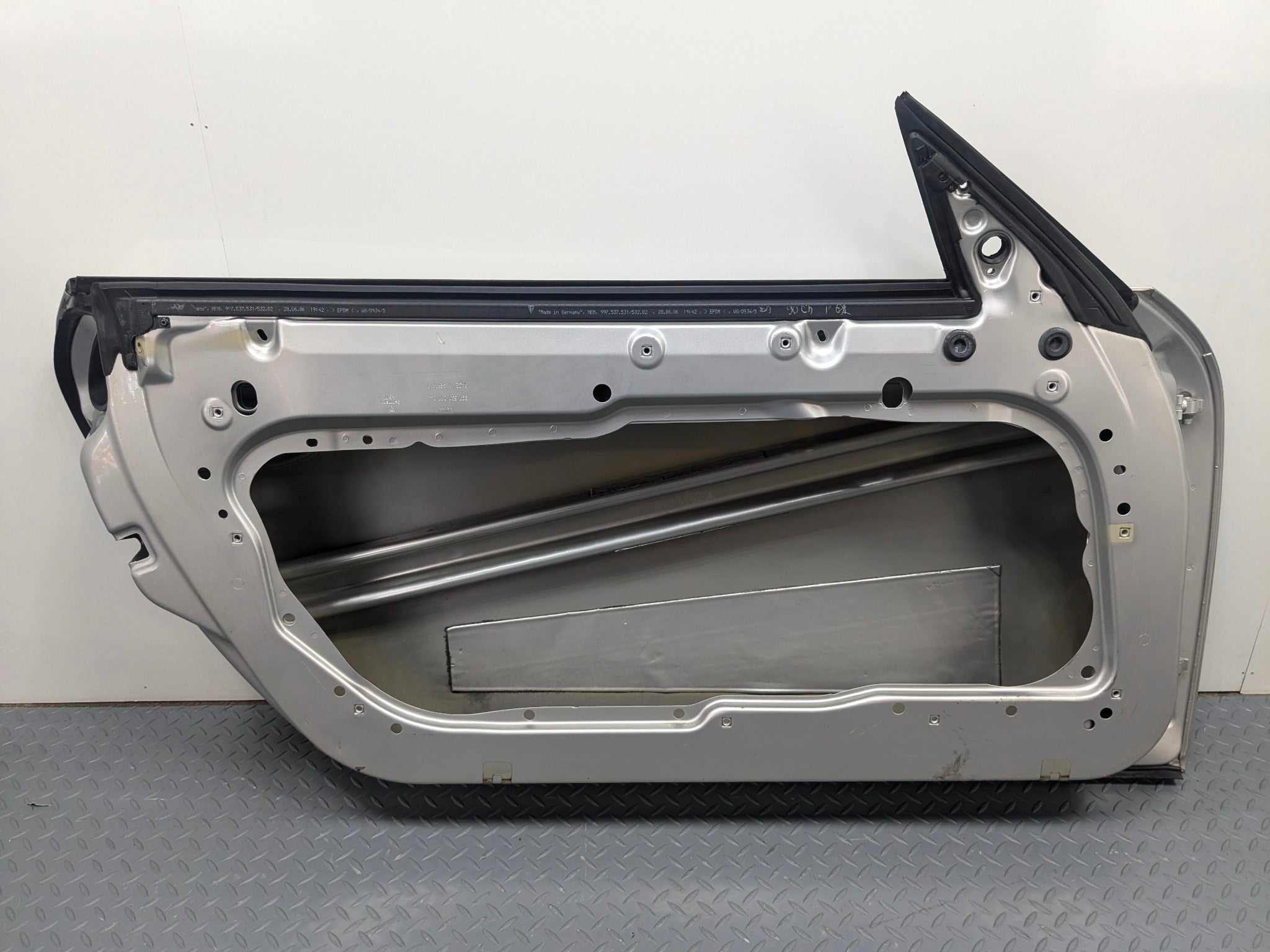 2006 - 2008 OEM PORSCHE CAYMAN FRONT LEFT DRIVER SIDE DOOR SHELL PANEL