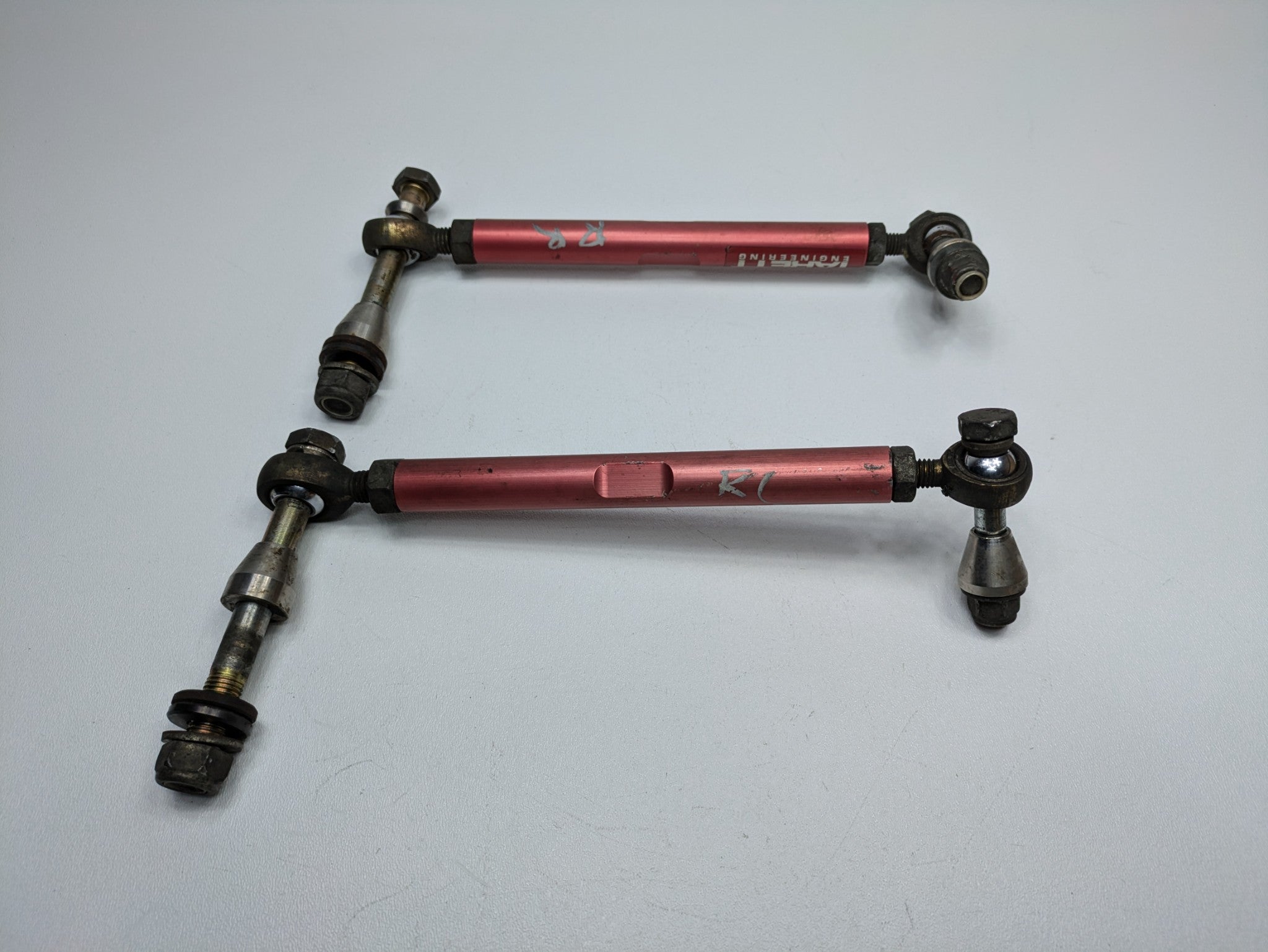 2006 - 2008 OEM PORSCHE CAYMAN REAR LEFT AND RIGHT TARETT SWAY BAR END LINK