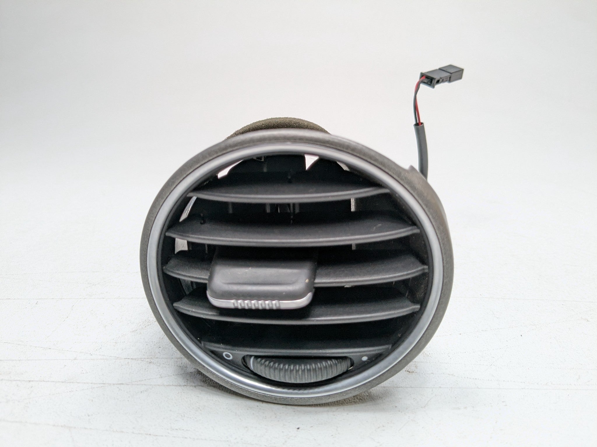 2006 - 2008 OEM PORSCHE CAYMAN RIGHT PASSENGER SIDE DASH AIR VENT GRILLE