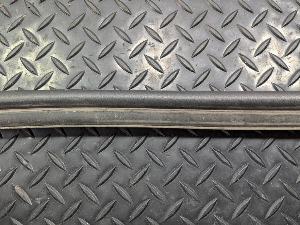 2006 - 2008 OEM PORSCHE CAYMAN REAR TRUNK HATCH SEAL WEATHER STRIPPING