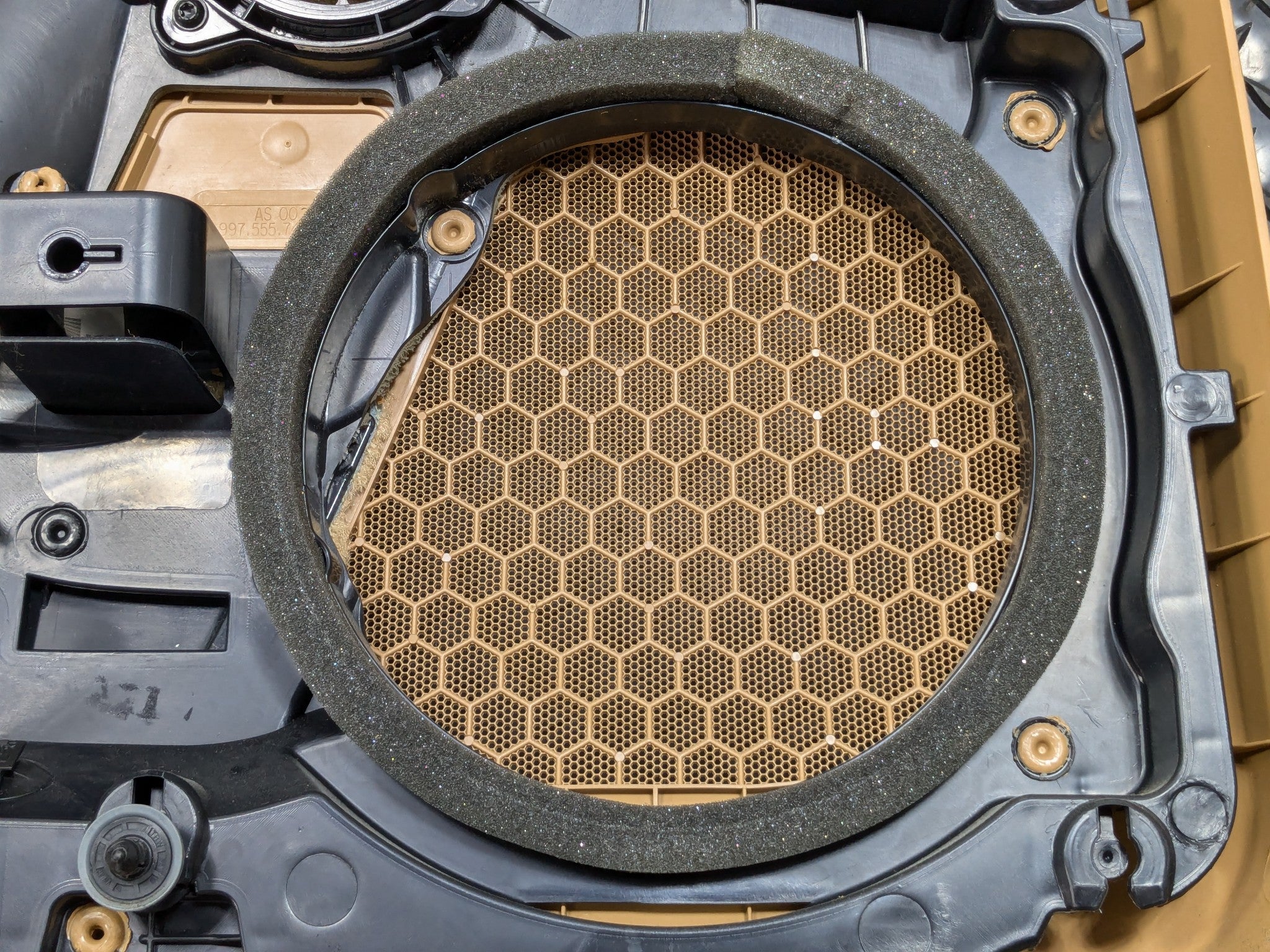 06 - 08 OEM PORSCHE CAYMAN RIGHT PASSENGER SIDE INTERIOR DOOR PANEL LEATHERETTE