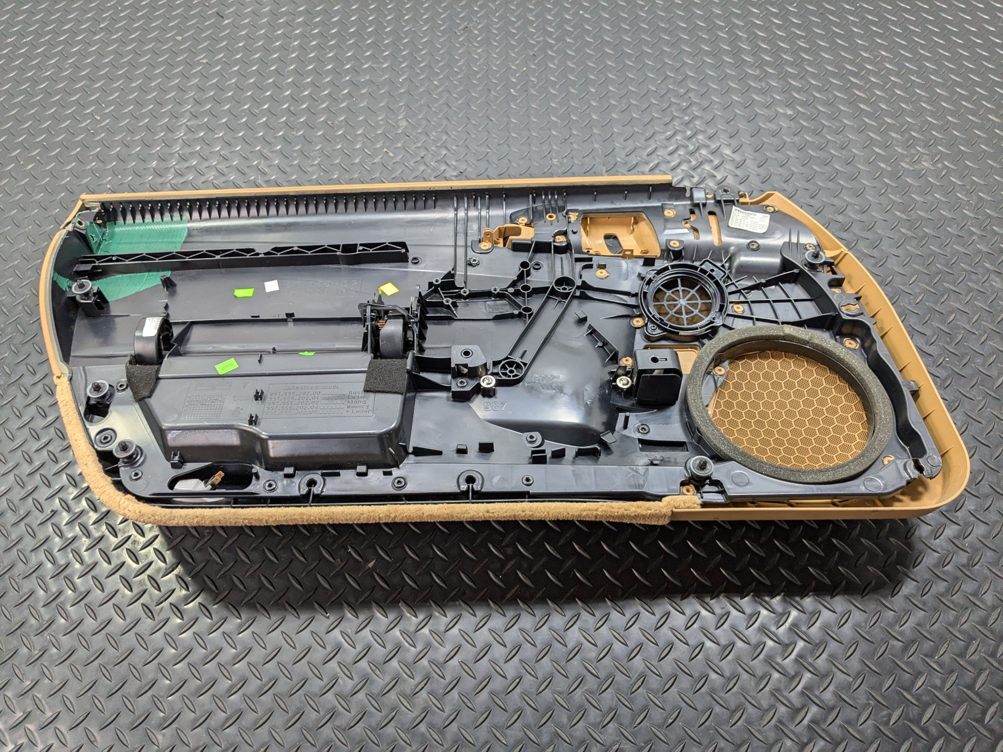 06 - 08 OEM PORSCHE CAYMAN RIGHT PASSENGER SIDE INTERIOR DOOR PANEL LEATHERETTE