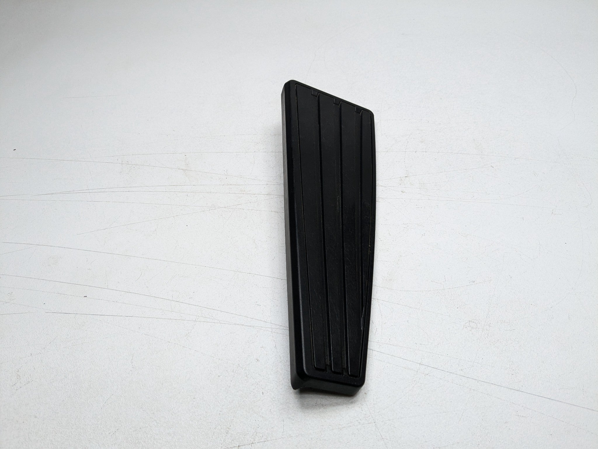 2006 - 2008 OEM PORSCHE CAYMAN FOOTREST DEAD PEDAL COVER TRIM PANEL BLACK