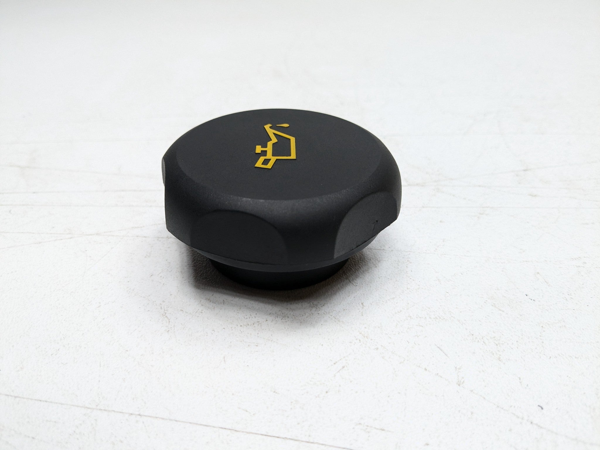 2006 - 2008 OEM PORSCHE CAYMAN ENGINE OIL RESERVOIR FILLER CAP