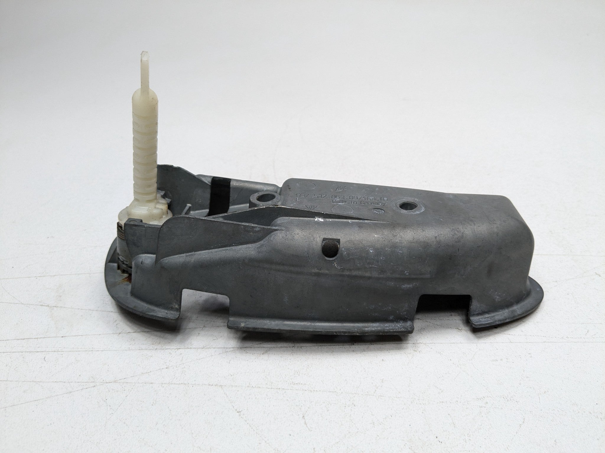 2006 - 2008 OEM PORSCHE CAYMAN LEFT DRIVER SIDE DOOR HANDLE MOUNT