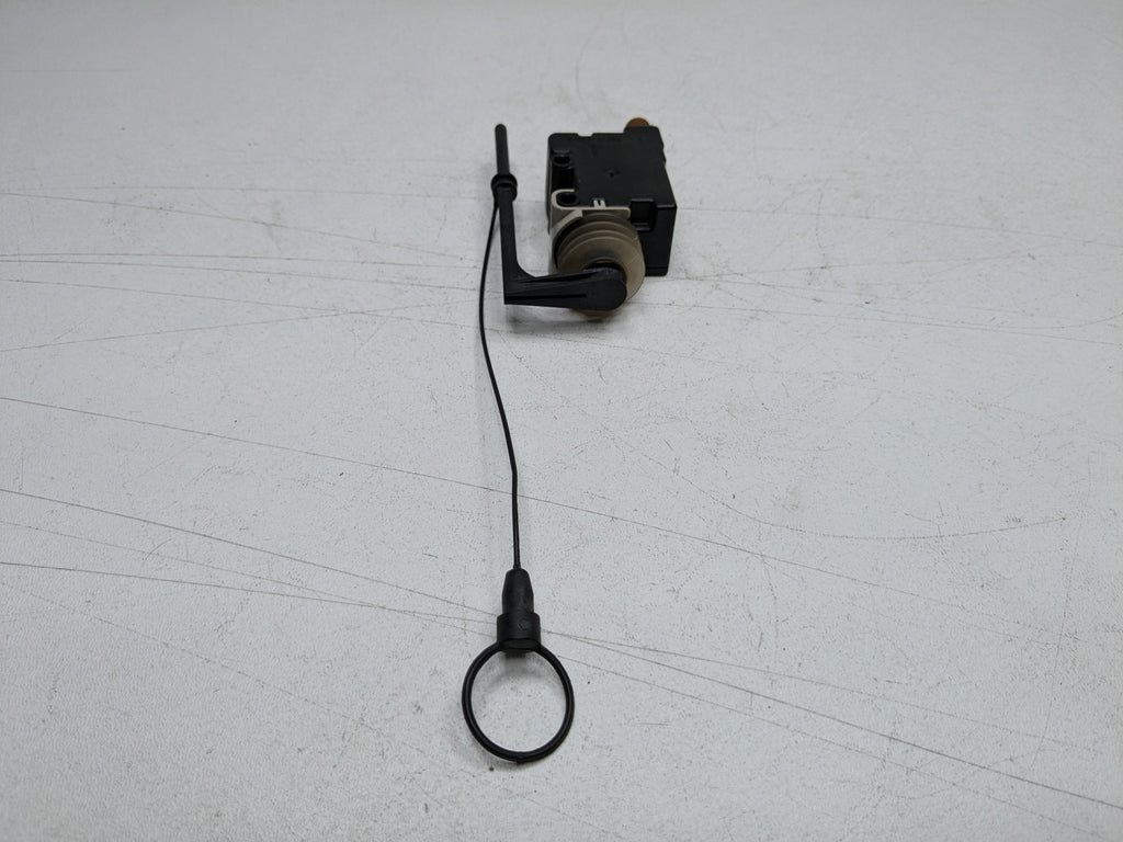 2006 - 2008 OEM PORSCHE CAYMAN GAS FUEL TANK DOOR LOCK LATCH ACTUATOR