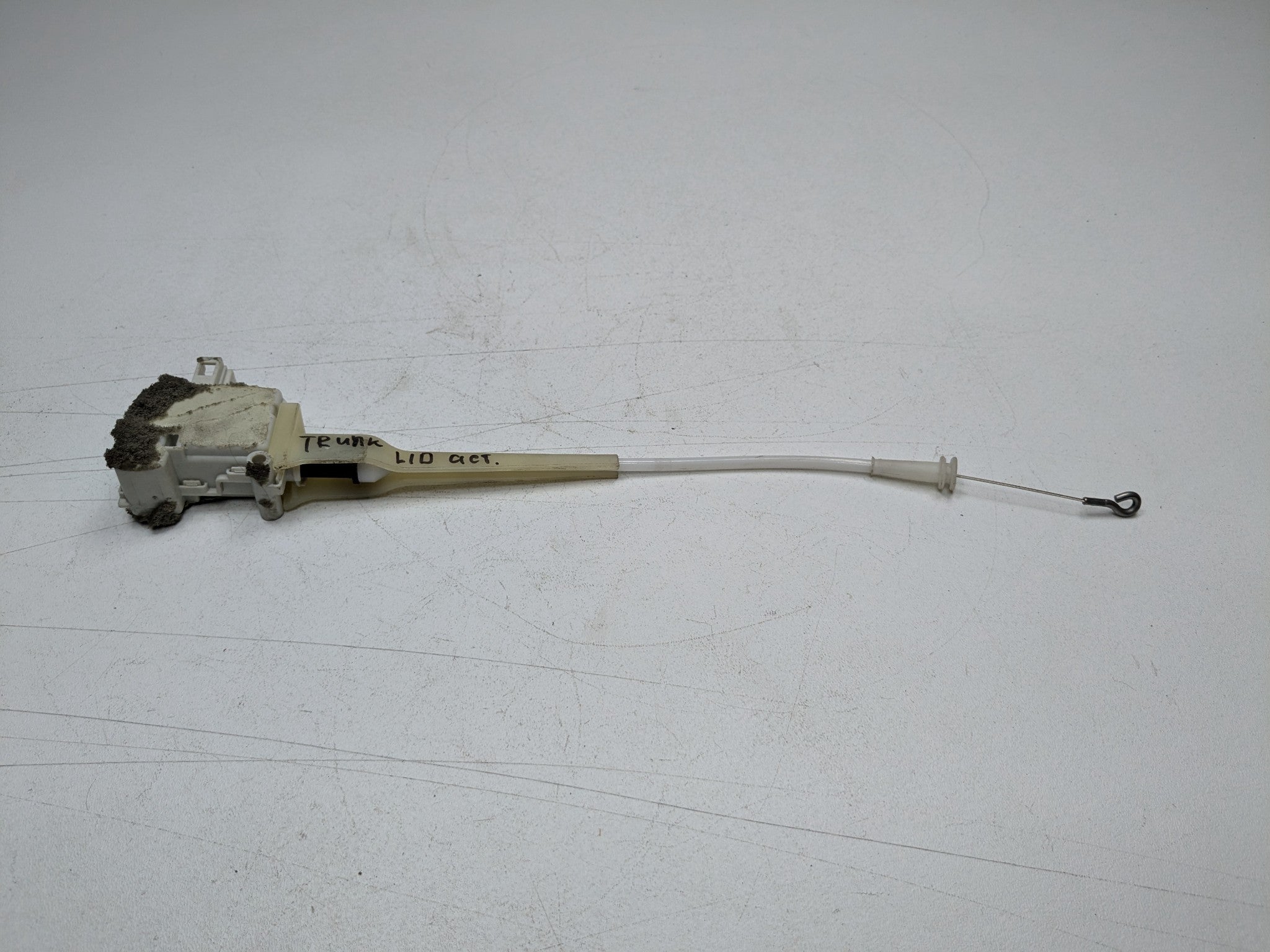 2006 - 2008 OEM PORSCHE CAYMAN REAR TRUNK DECK LID LATCH LOCK WITH ACTUATOR