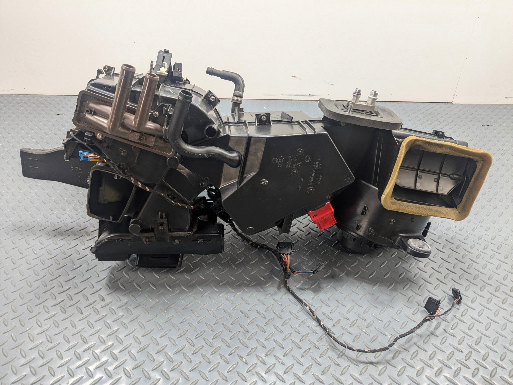 2006 - 2008 OEM PORSCHE CAYMAN AC EVAPORATOR HEATER CORE HOUSING BOX ASSEMBLY