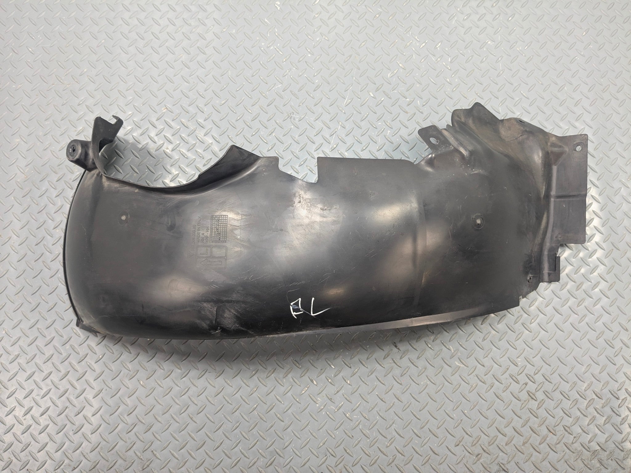 2006 - 2008 OEM PORSCHE CAYMAN FRONT LEFT FENDER LINER SPLASH SHIELD COVER