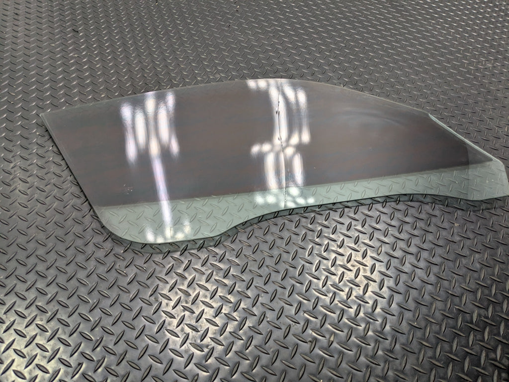 2006 - 2008 OEM PORSCHE CAYMAN LEFT DRIVER SIDE WINDOW GLASS WITH TINT
