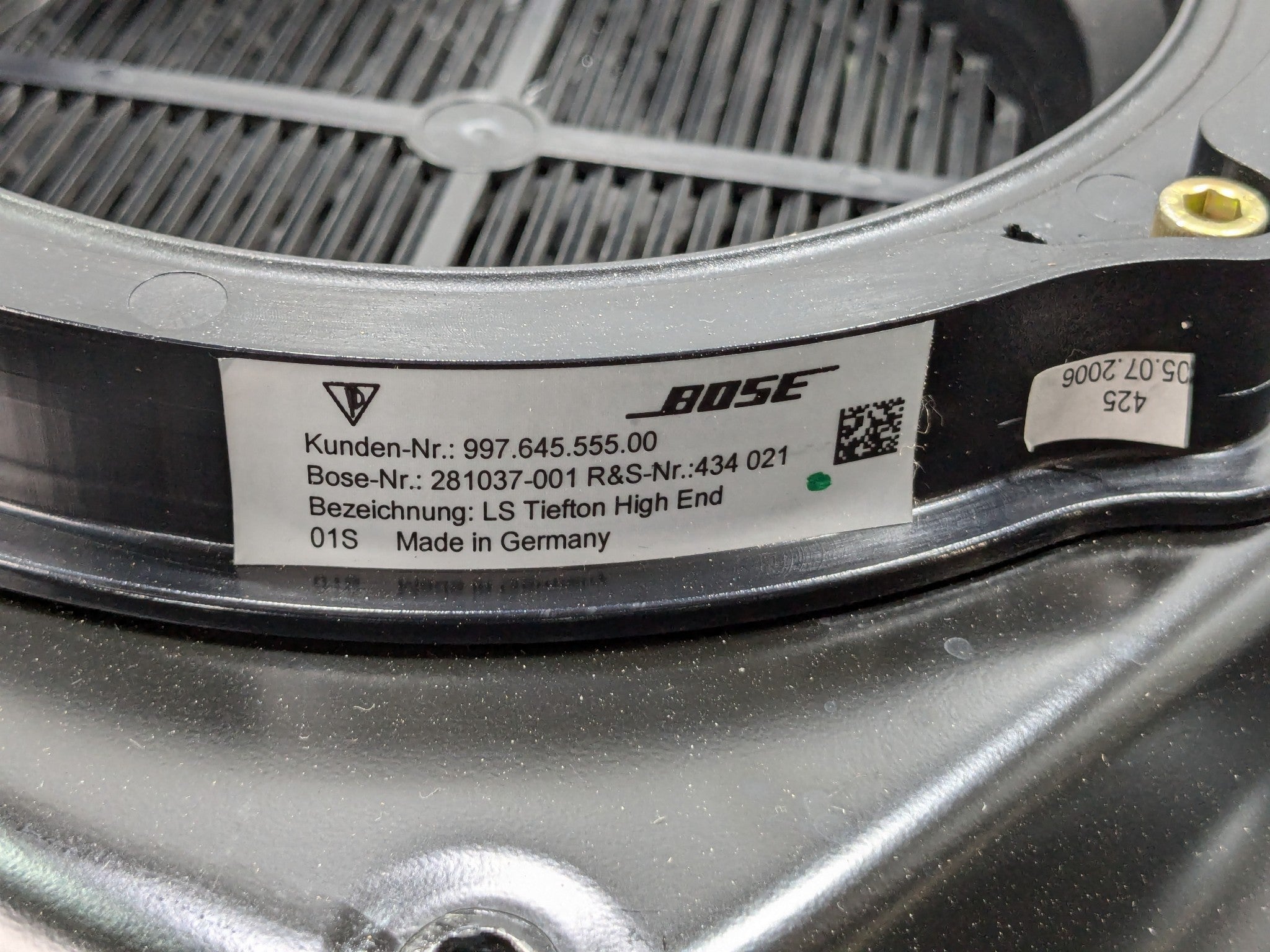 06 - 08 OEM PORSCHE CAYMAN RIGHT PASSENGER SIDE DOOR INNER CLOSEOUT COVER PANEL