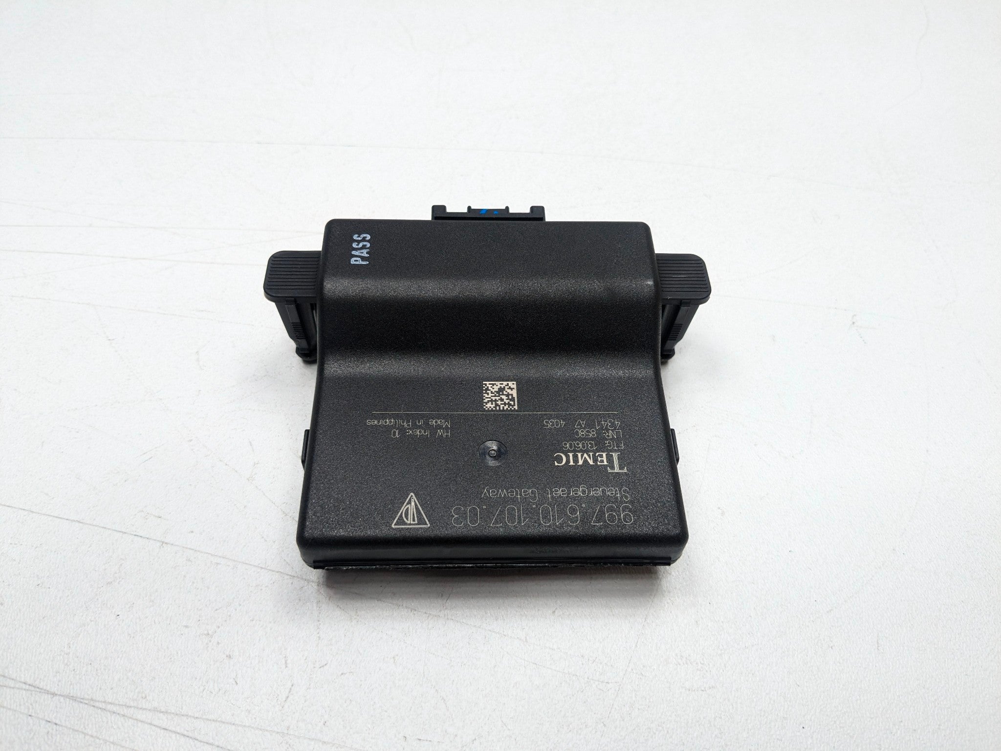 2006 - 2008 OEM PORSCHE CAYMAN GATEWAY CONTROL MODULE