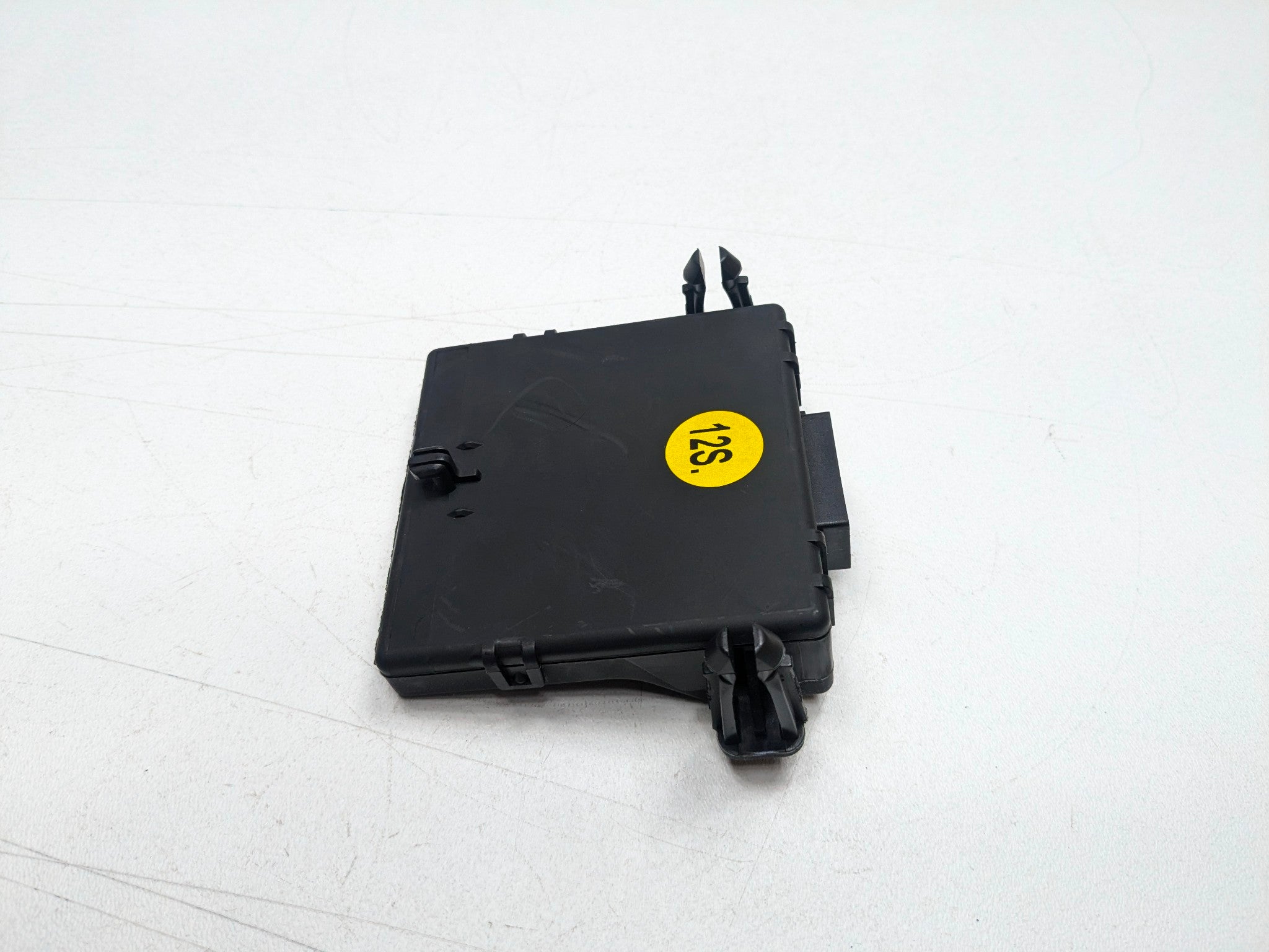 2006 - 2008 OEM PORSCHE CAYMAN GATEWAY CONTROL MODULE