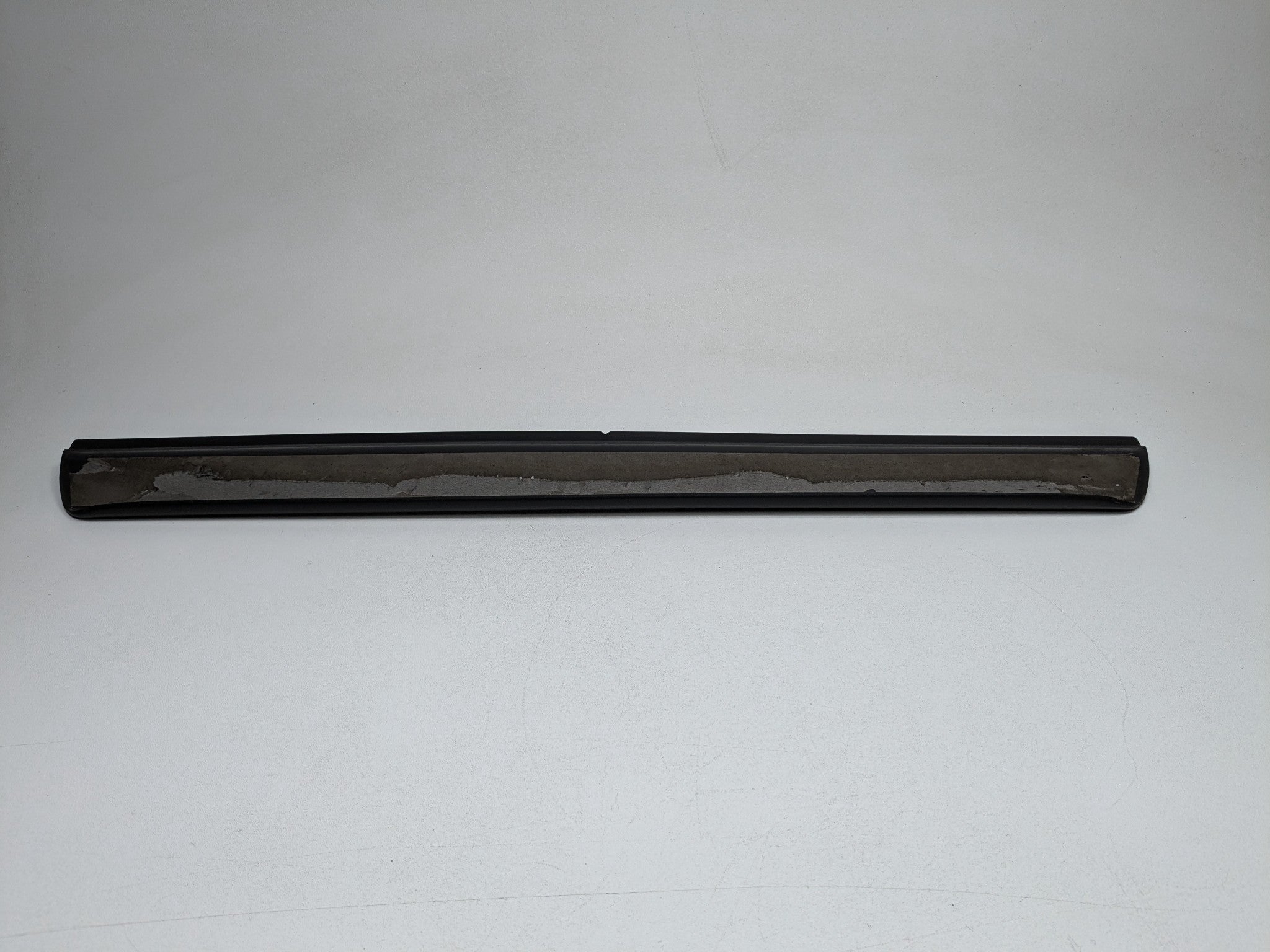 2006 - 2008 OEM PORSCHE CAYMAN RIGHT PASSENGER SIDE DOOR SCUFF SILL PLATE TRIM