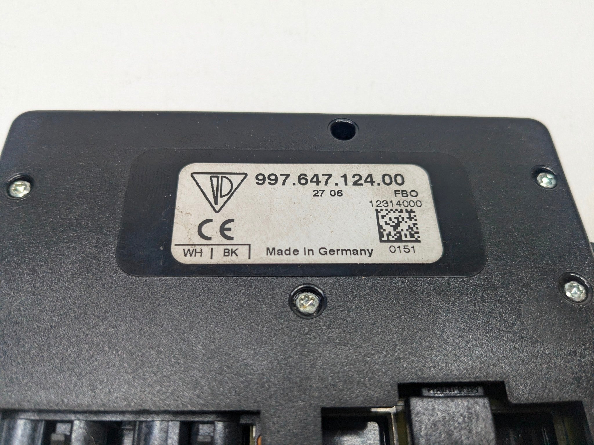 2006 - 2008 OEM PORSCHE CAYMAN NAVIGATION RADIO ANTENNA CONTROL MODULE