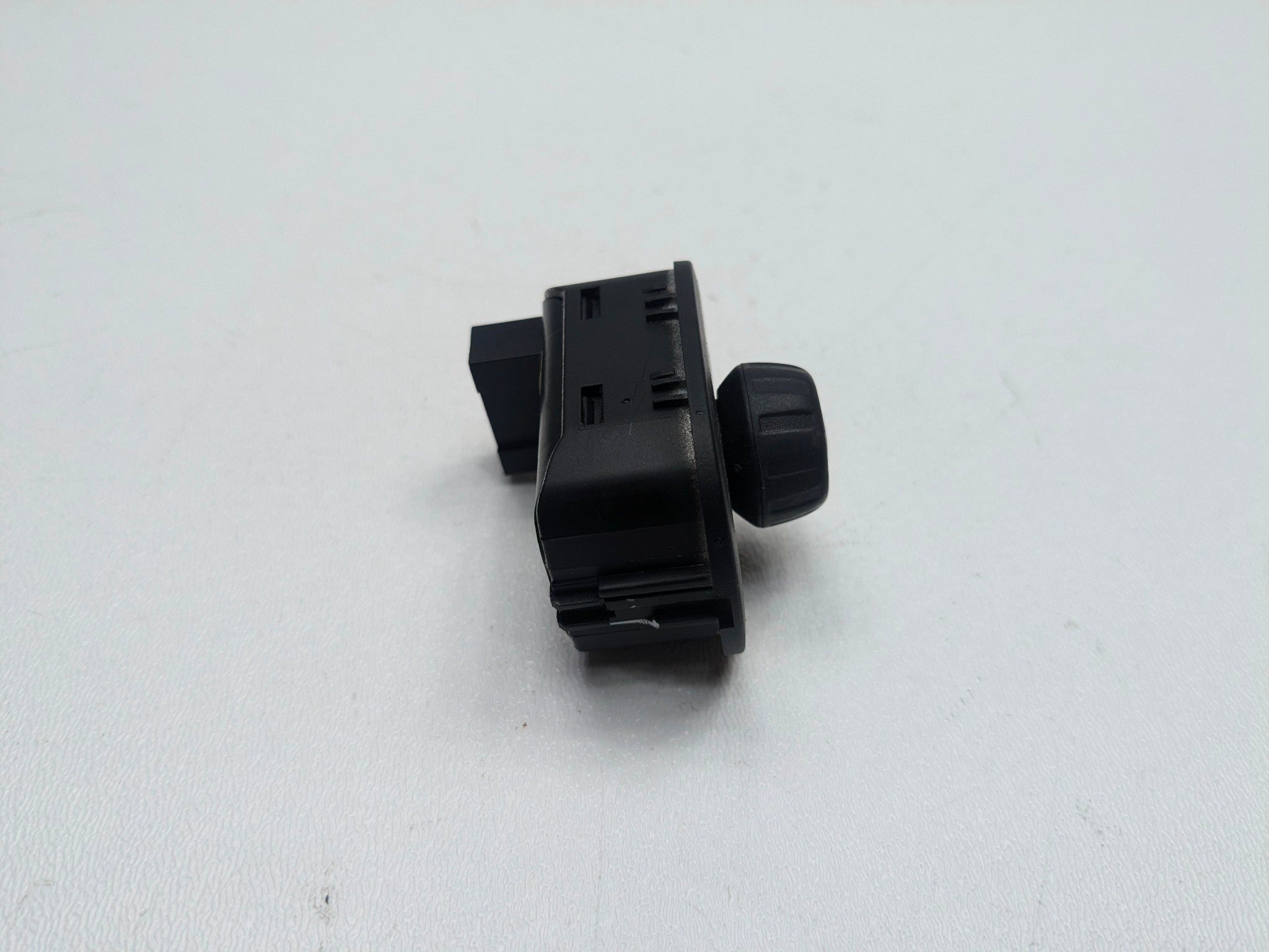 2006 - 2008 OEM PORSCHE CAYMAN DOOR MIRROR ADJUSTMENT CONTROL SWITCH