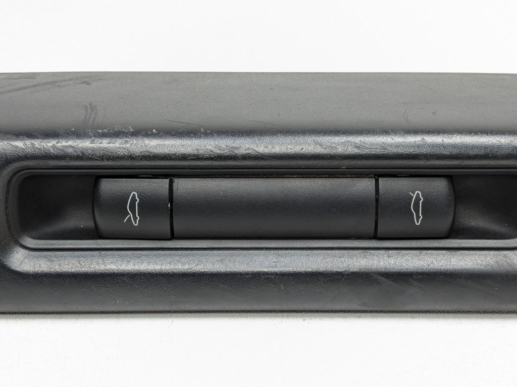 06 - 08 OEM PORSCHE CAYMAN LEFT DOOR SILL TRIM WITH HOOD TRUNK RELEASE SWITCH