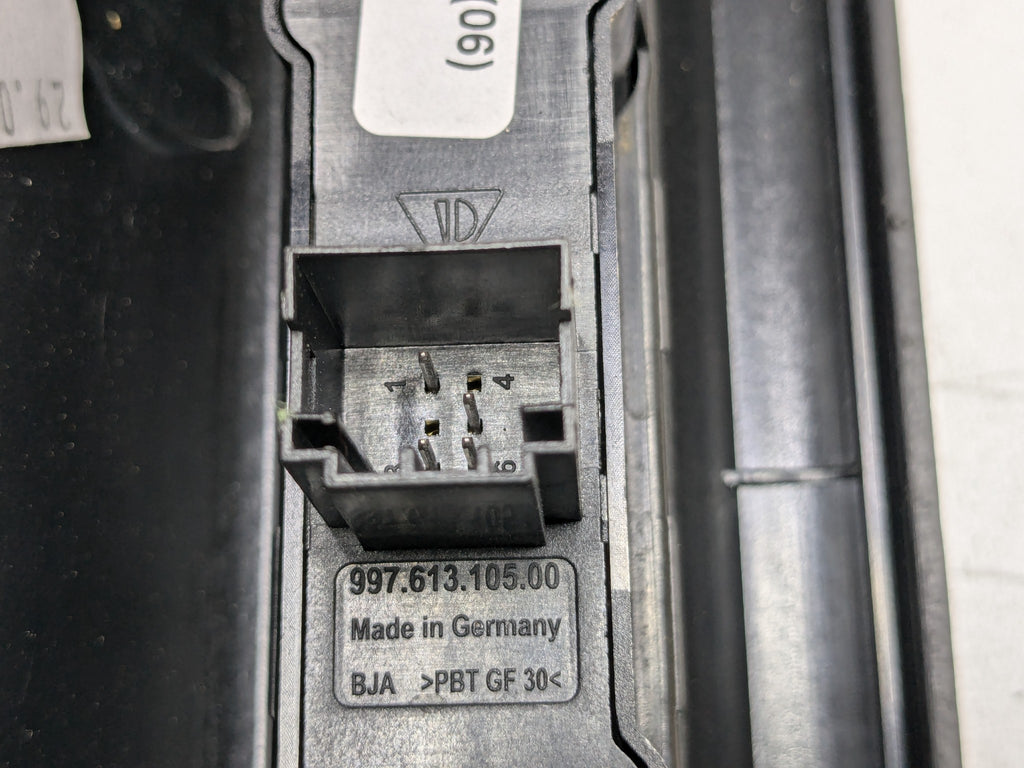 06 - 08 OEM PORSCHE CAYMAN LEFT DOOR SILL TRIM WITH HOOD TRUNK RELEASE SWITCH