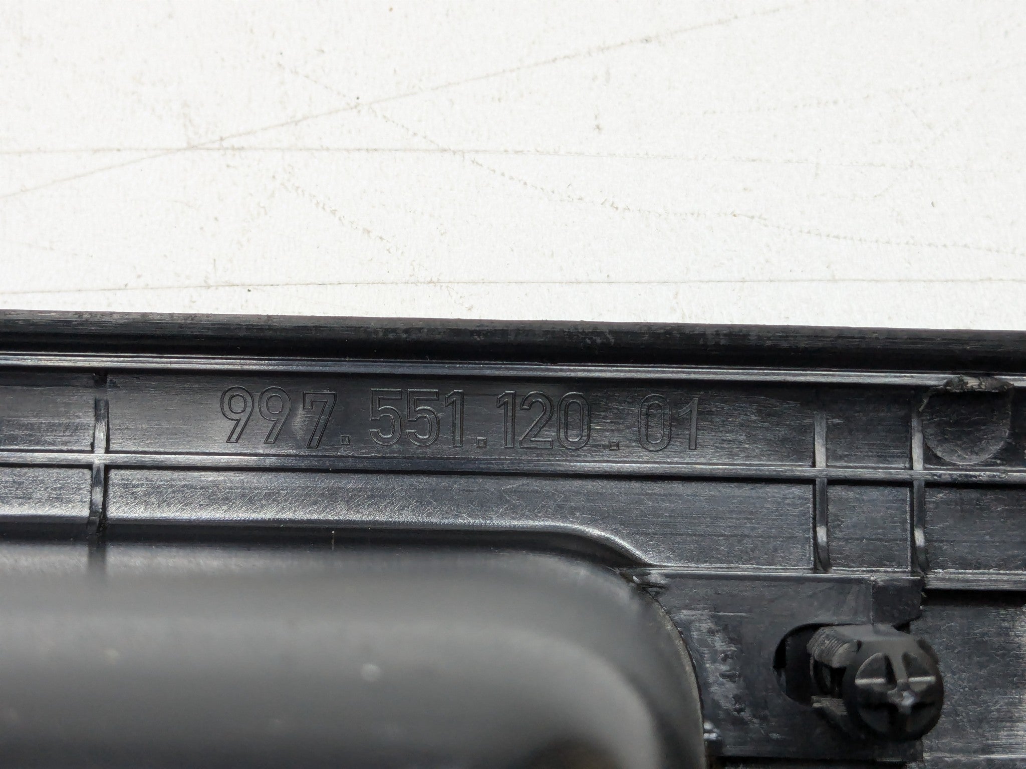 2006 - 2008 OEM PORSCHE CAYMAN RIGHT SIDE DOOR SILL COVER TRIM WITH STORAGE