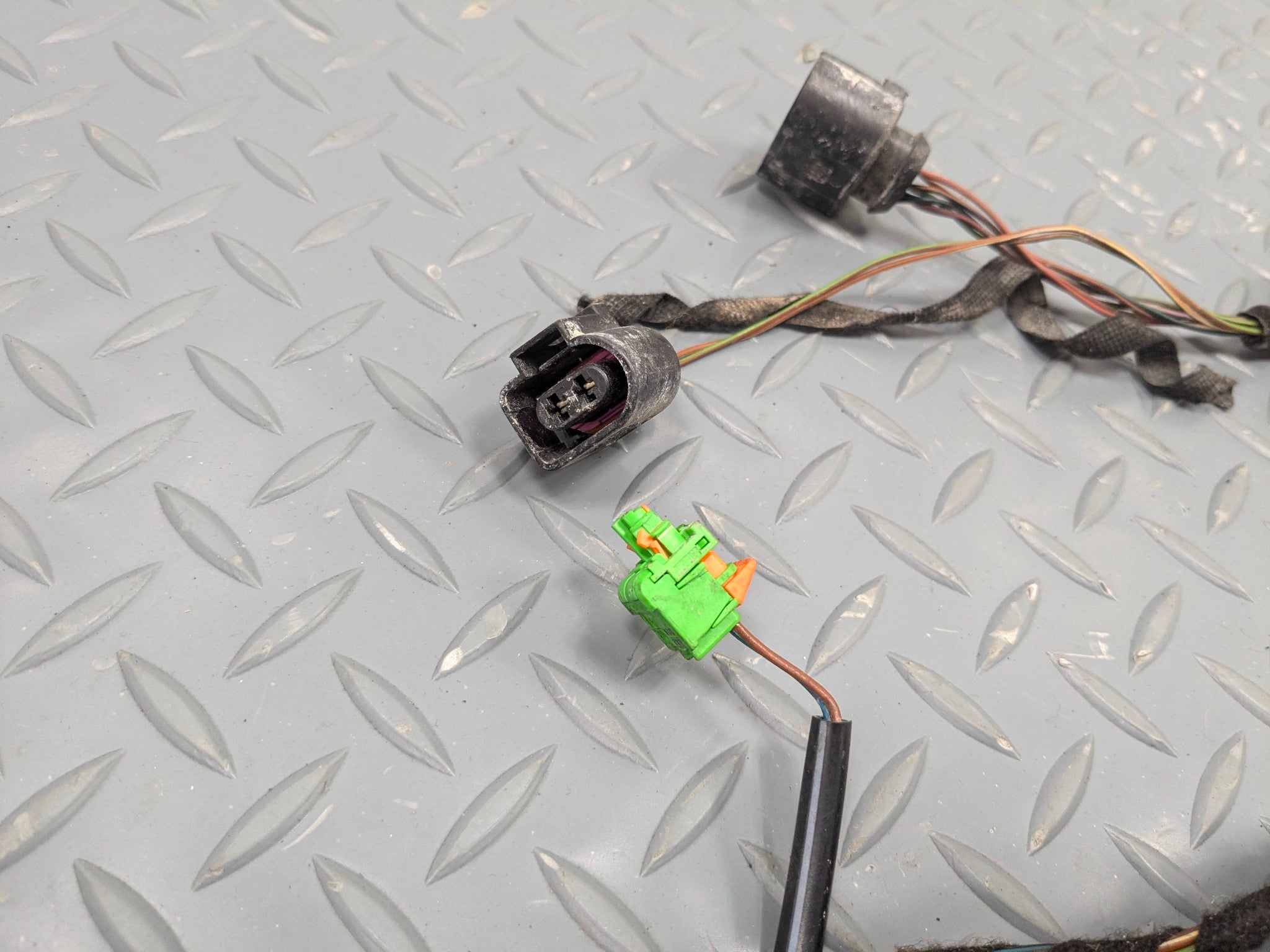 2006 - 2008 OEM PORSCHE CAYMAN LEFT DRIVER DOOR WIRING HARNESS