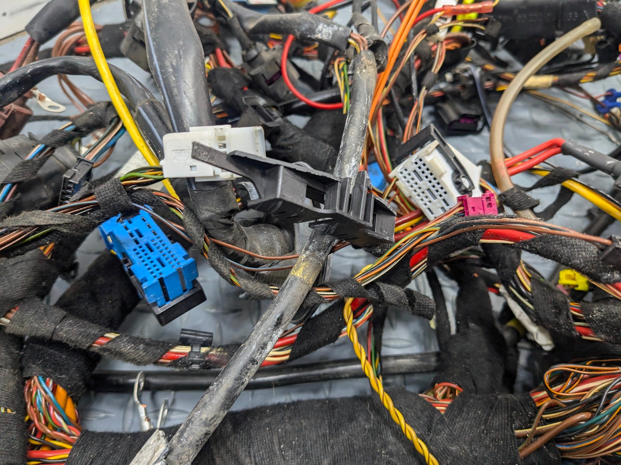 06 - 08 OEM PORSCHE CAYMAN INTERIOR BODY WIRE WIRING HARNESS CABLE AND CONNECTOR