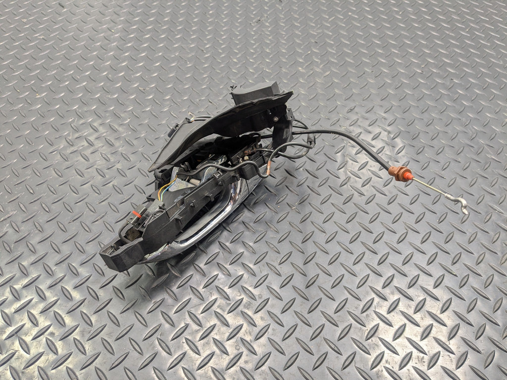 2009 - 2011 OEM MERCEDES-BENZ ML63 FRONT LEFT SIDE OUTSIDE DOOR HANDLE