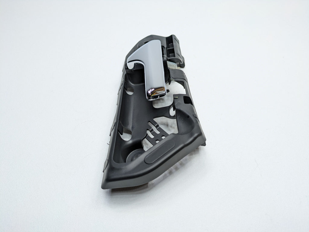 2009 - 2011 OEM MERCEDES-BENZ ML63 FRONT RIGHT INTERIOR DOOR HANDLE
