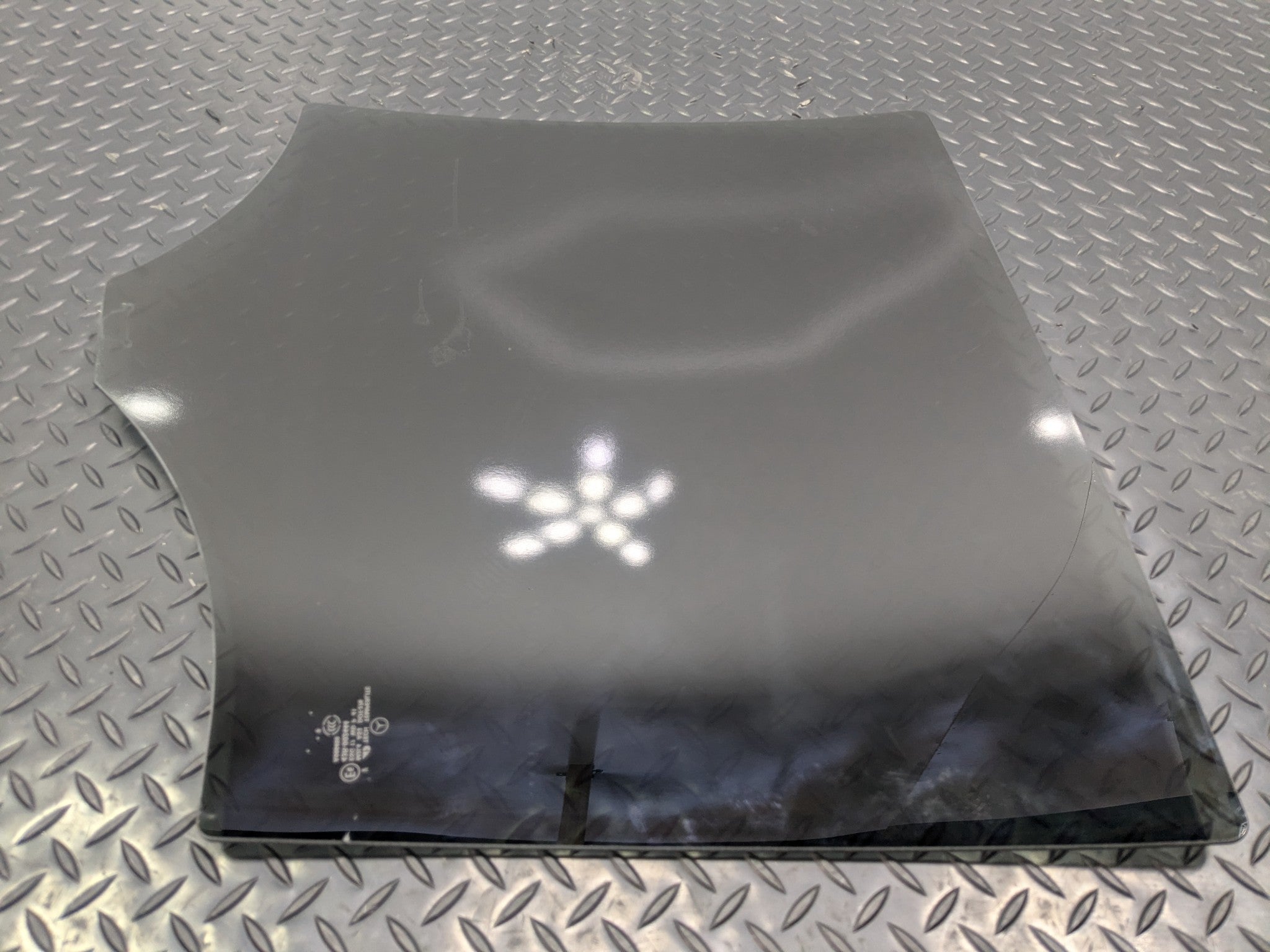 2009 - 2011 OEM MERCEDES-BENZ ML63 REAR RIGHT SIDE DOOR WINDOW AUTO GLASS
