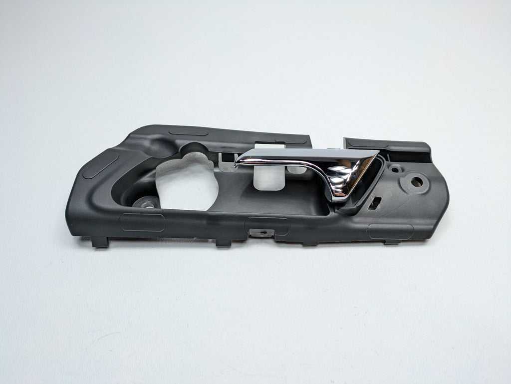 2009 - 2011 OEM MERCEDES-BENZ ML63 REAR LEFT INTERIOR DOOR HANDLE