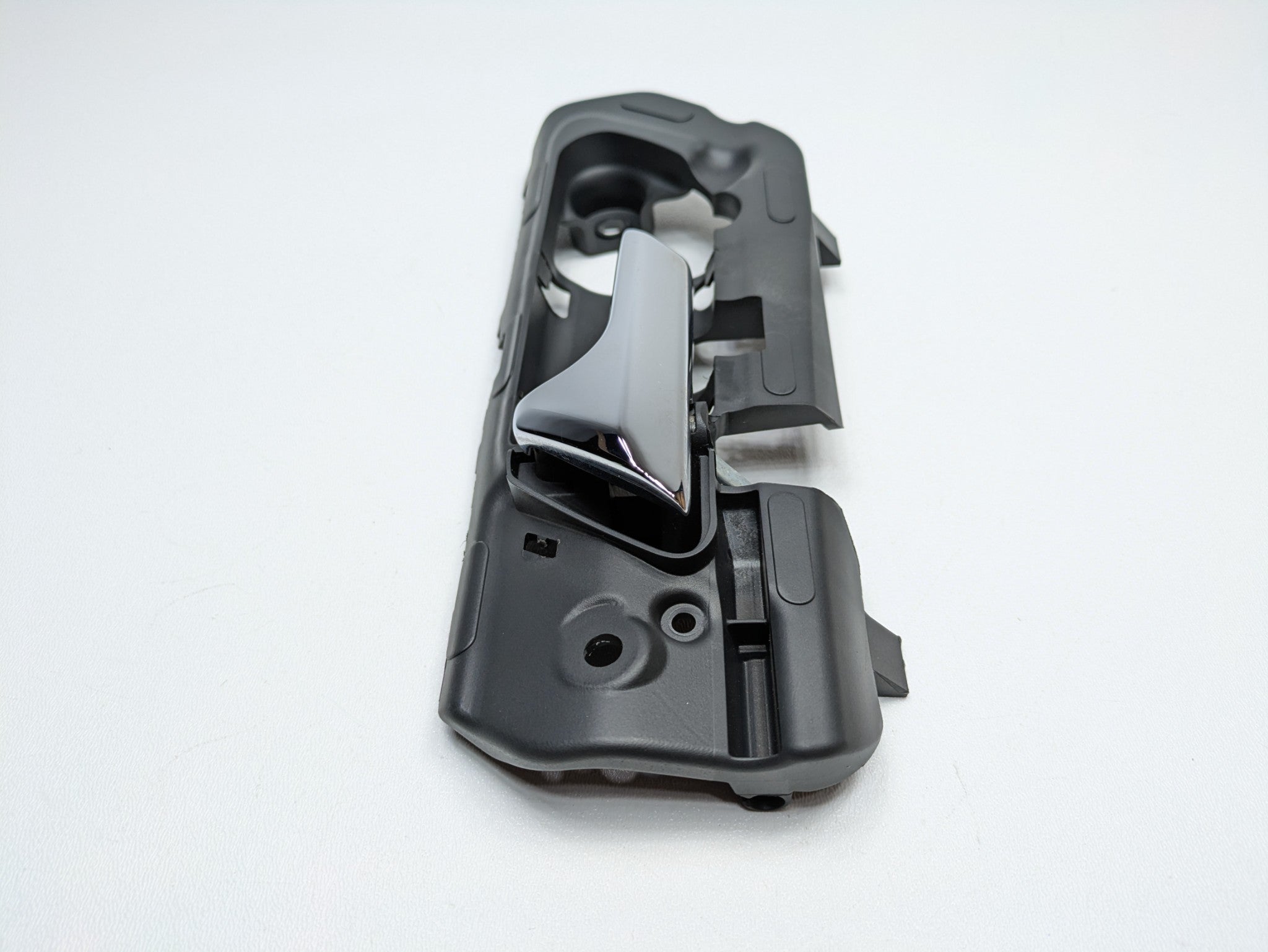 2009 - 2011 OEM MERCEDES-BENZ ML63 REAR LEFT INTERIOR DOOR HANDLE