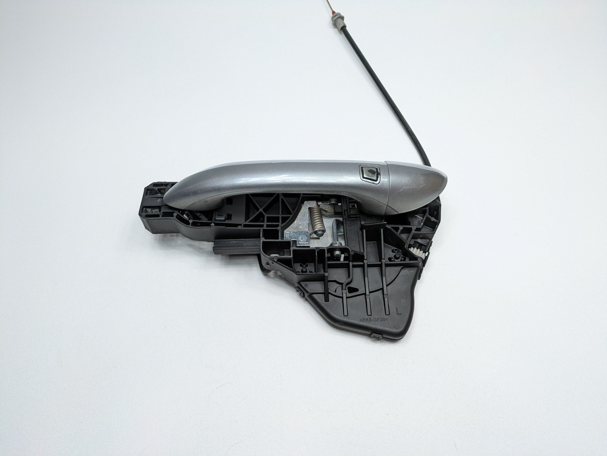 2009 - 2011 OEM MERCEDES-BENZ ML63 REAR LEFT SIDE OUTSIDE DOOR HANDLE