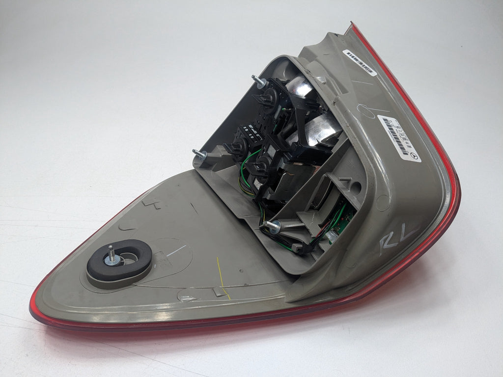 2009 - 2011 OEM MERCEDES-BENZ ML63 REAR LEFT SIDE OUTER TAIL LIGHT